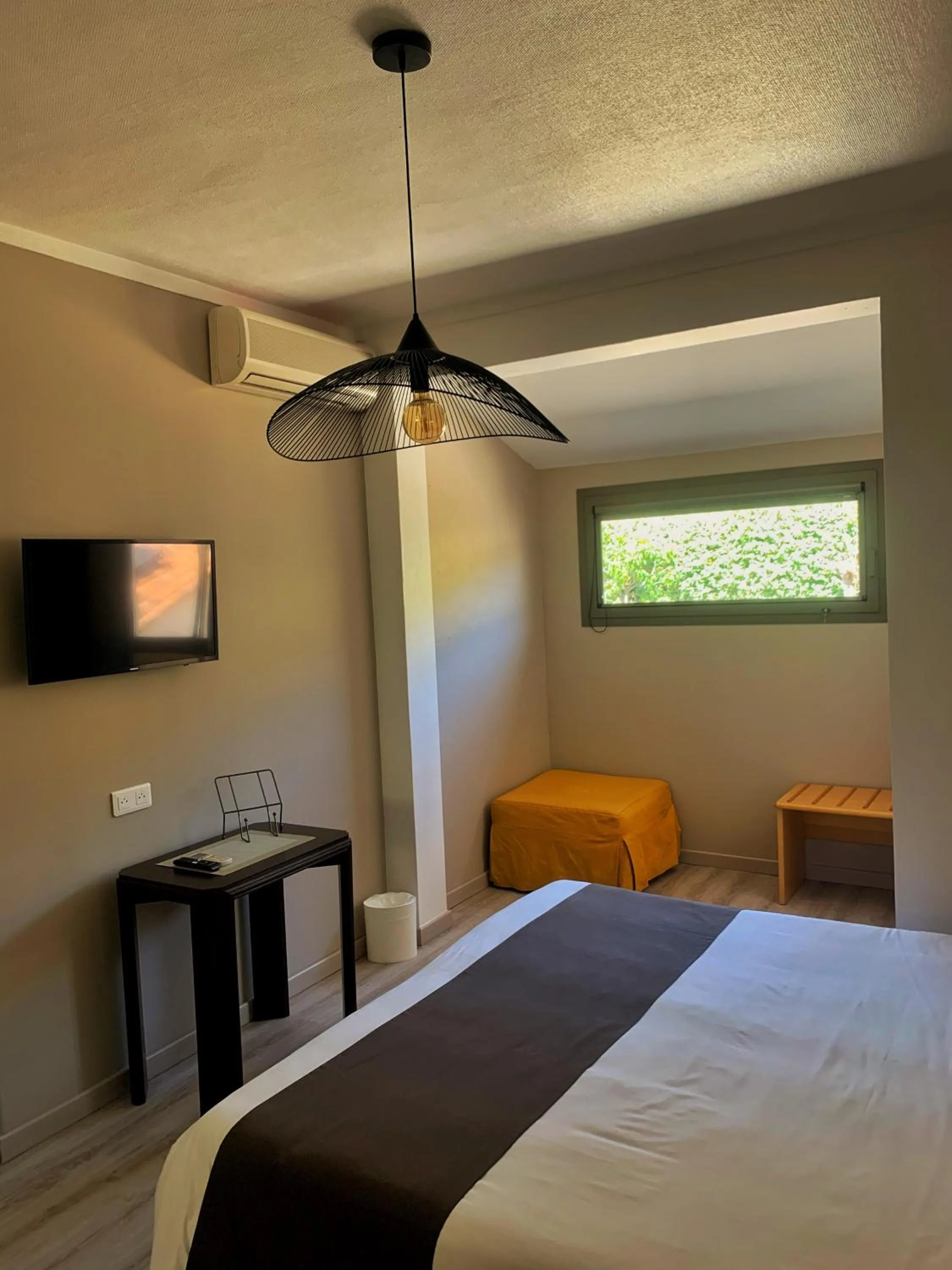 Photo of the whole room in Hôtel Beau Soleil