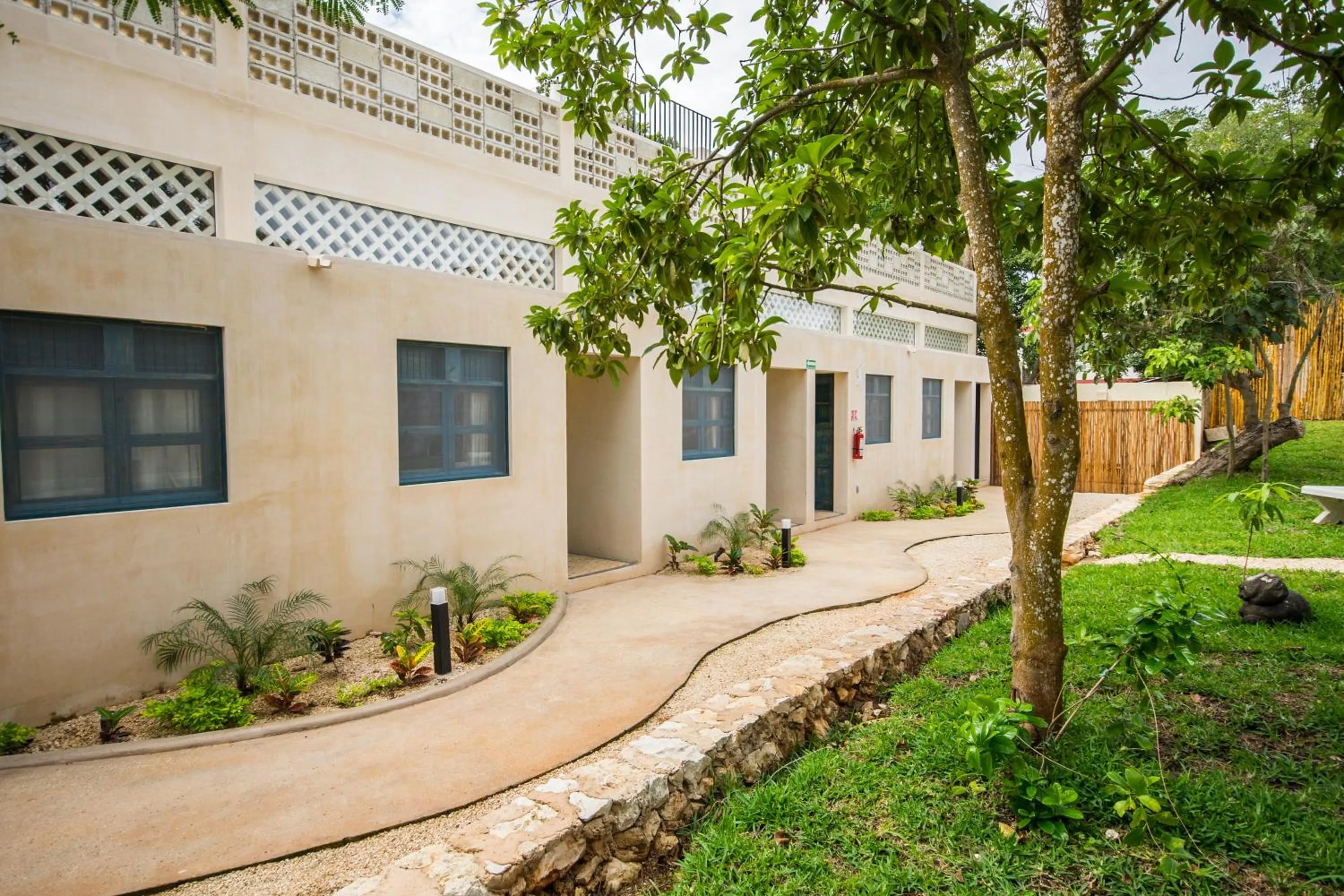 Property building in Waye Valladolid Centro - Sustainable, Authentic Experiences & Pet Friendly Boutique Hotel