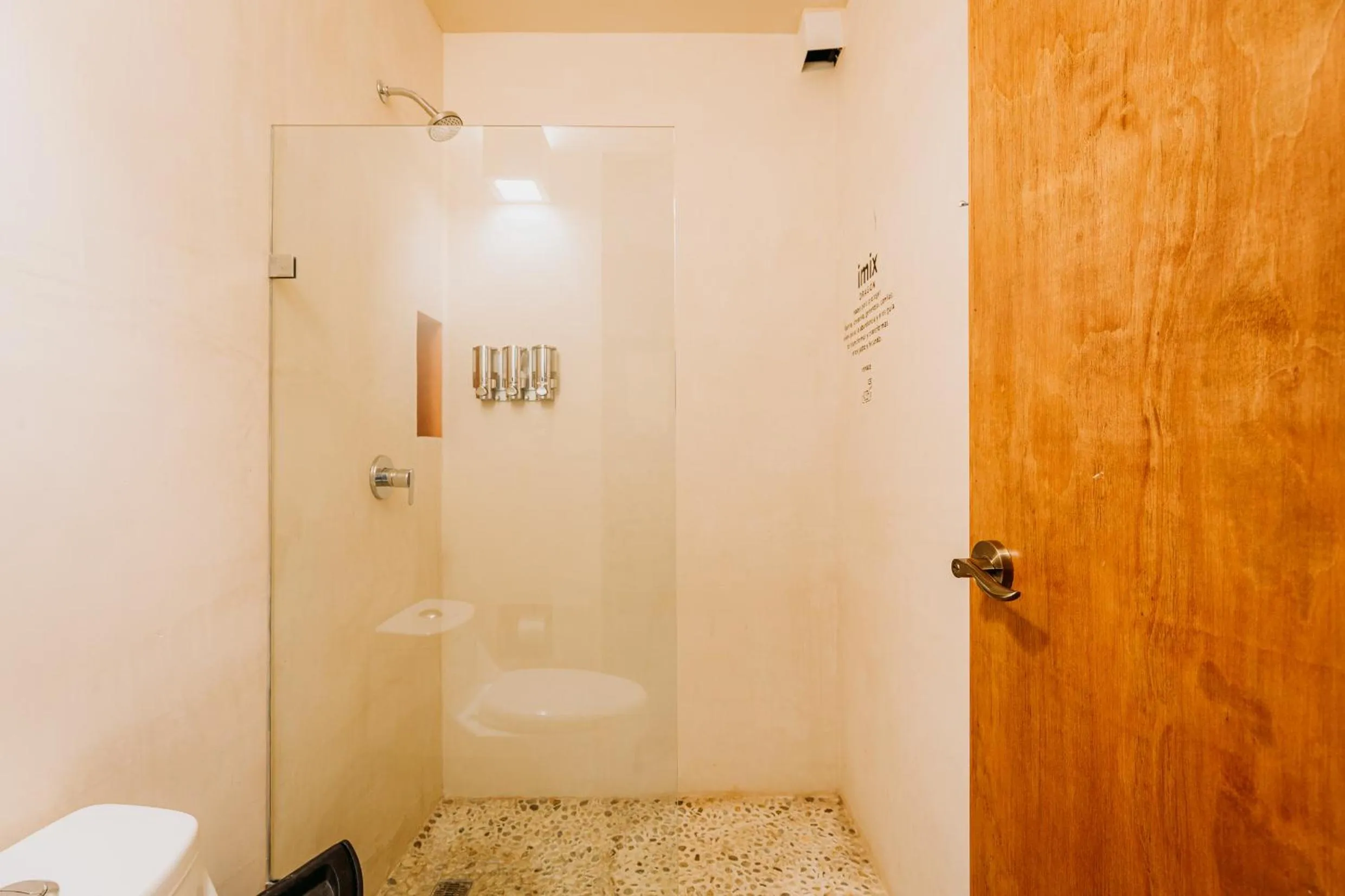 Bath in Waye Valladolid Centro - Sustainable, Authentic Experiences & Pet Friendly Boutique Hotel
