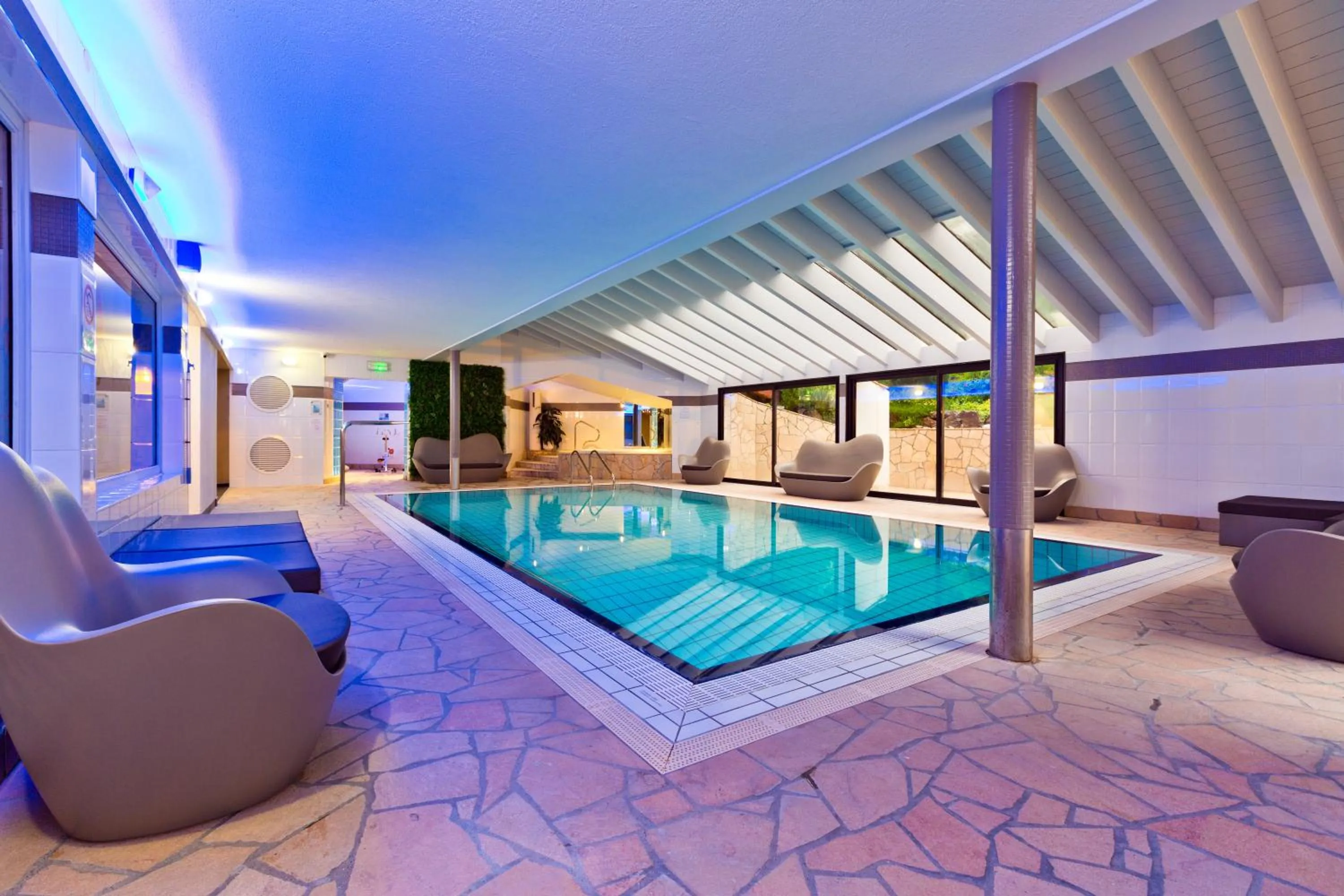 Spa and wellness centre/facilities in Les Gentianettes Hotel & Spa