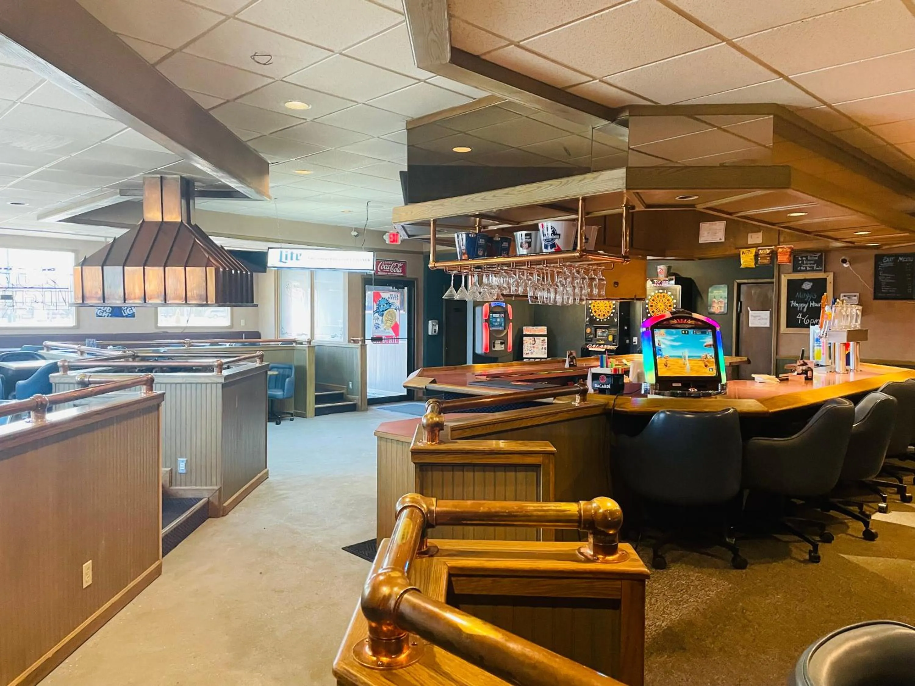 Lounge or bar in America's Best Value Inn Sandpoint