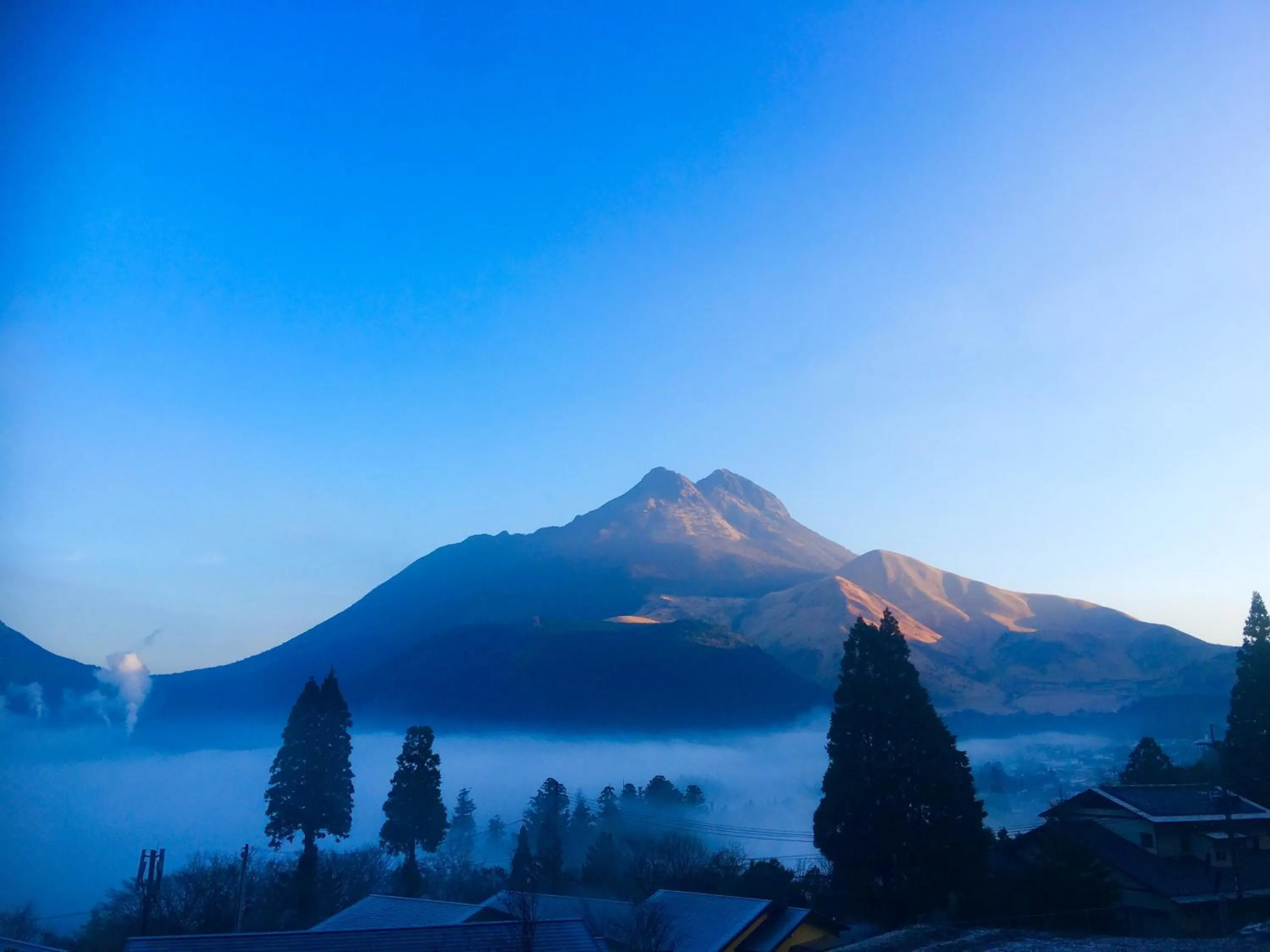 Natural landscape in Yufuin-Sanso Waremokou