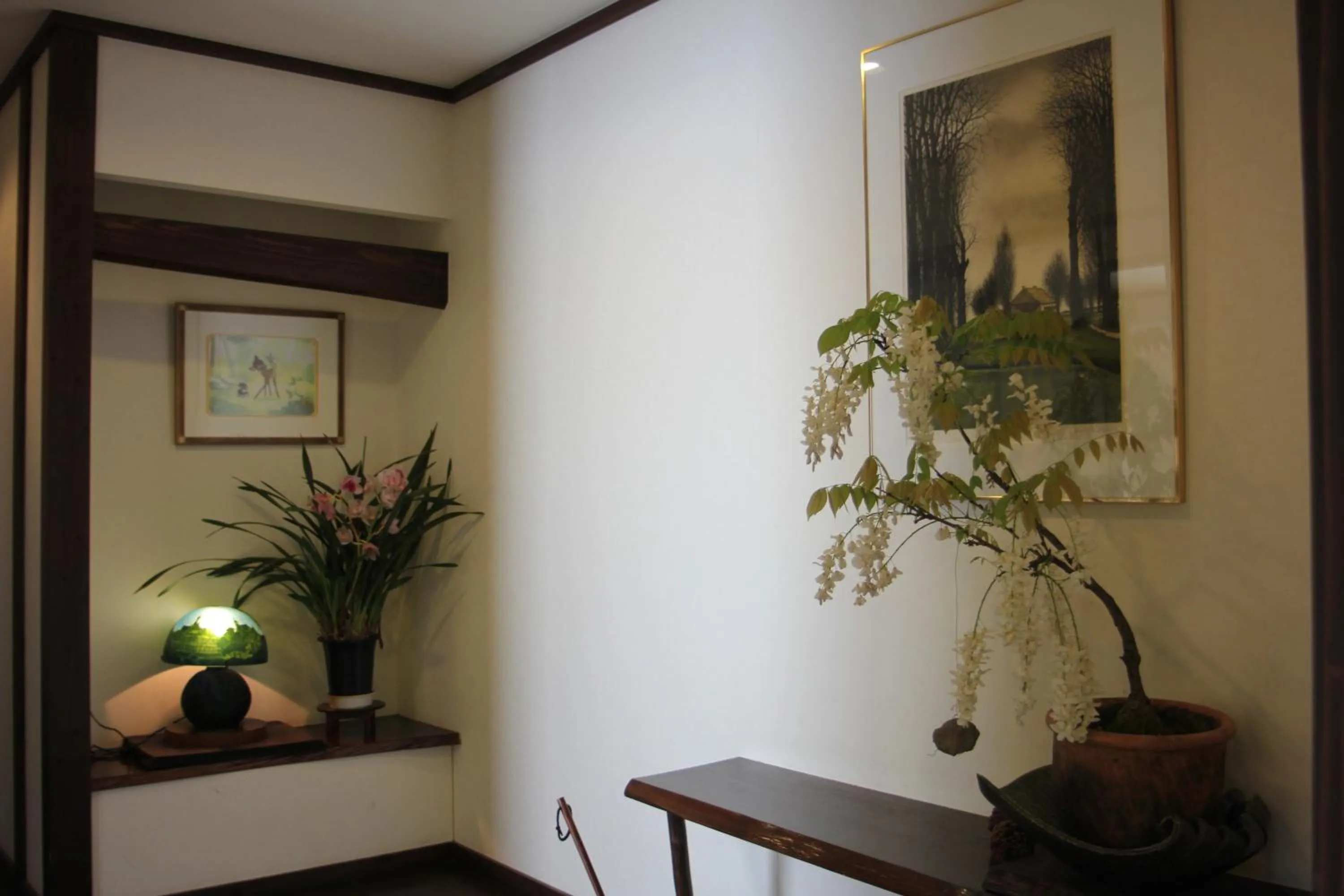 Decorative detail in Yufuin-Sanso Waremokou