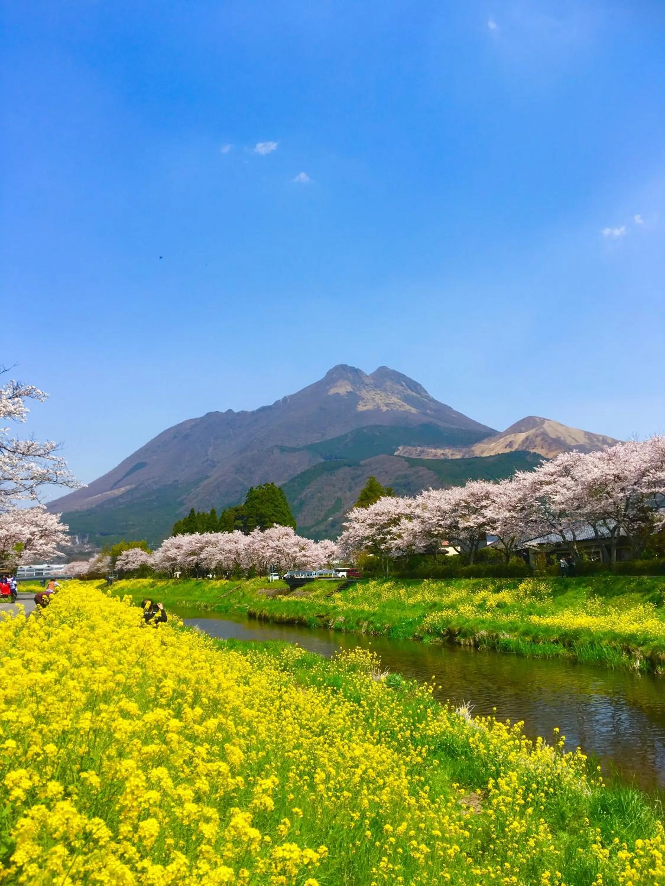 Natural landscape in Yufuin-Sanso Waremokou