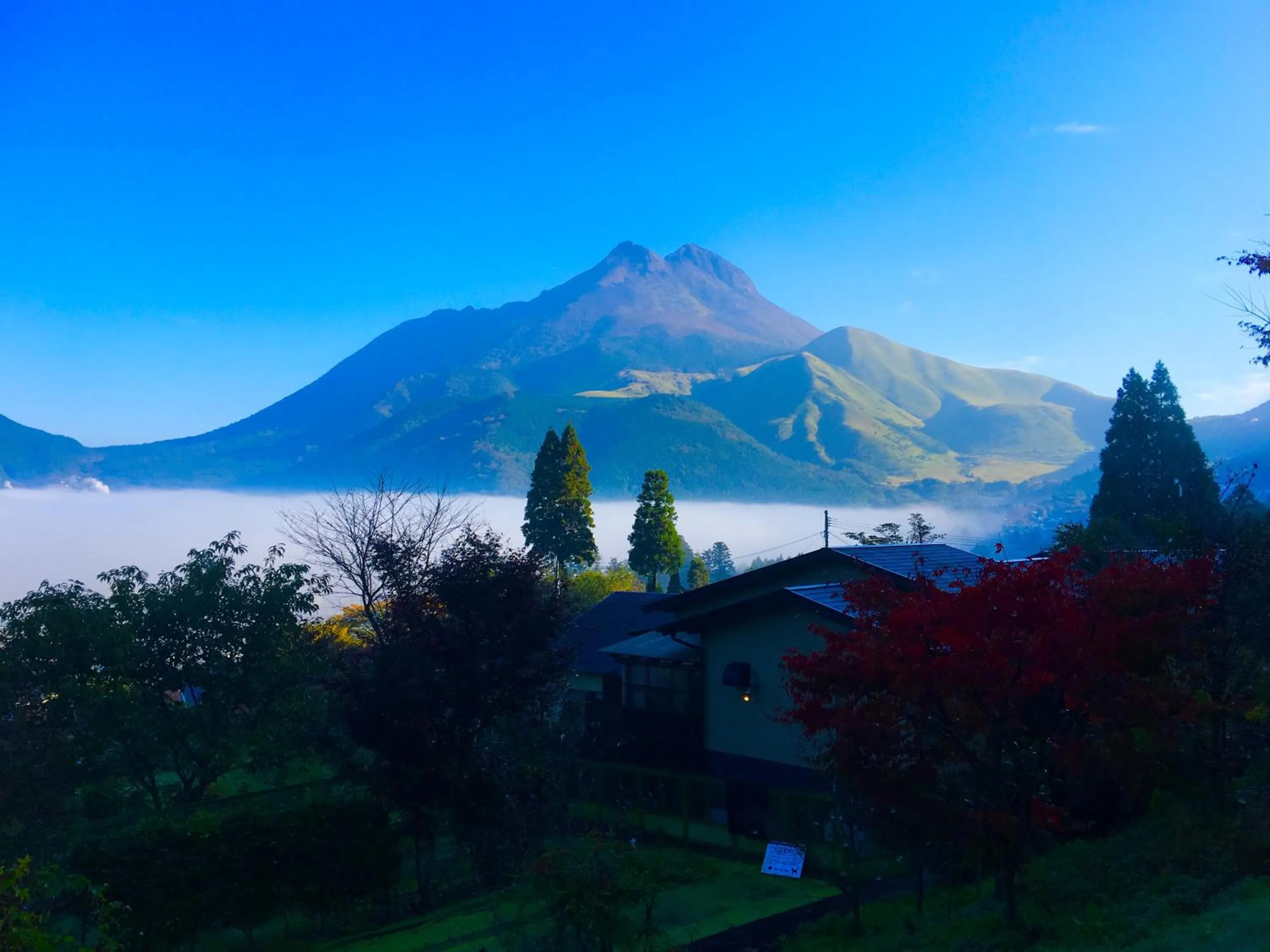 Natural landscape in Yufuin-Sanso Waremokou