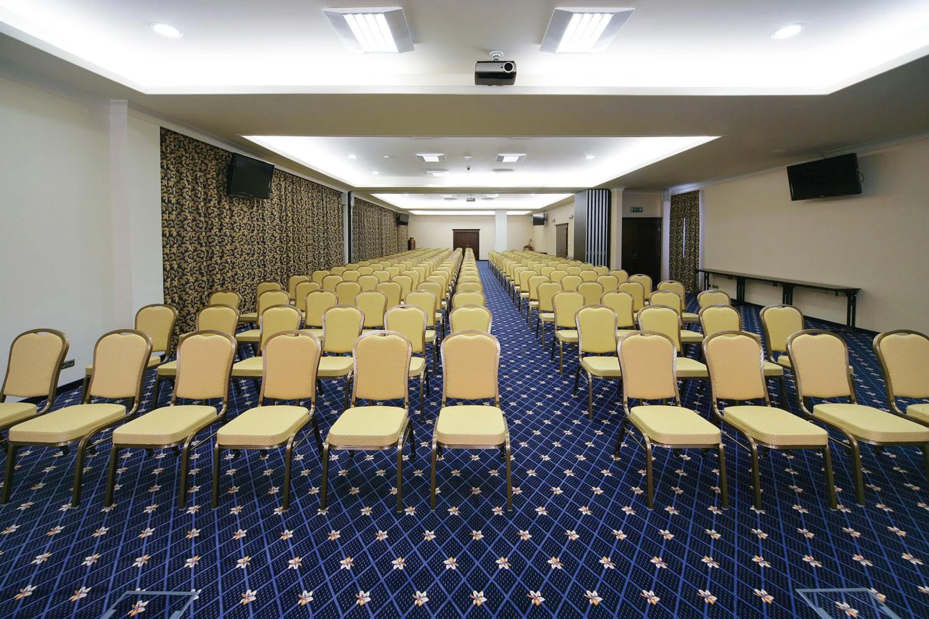 Meeting/conference room in Residence Hotel