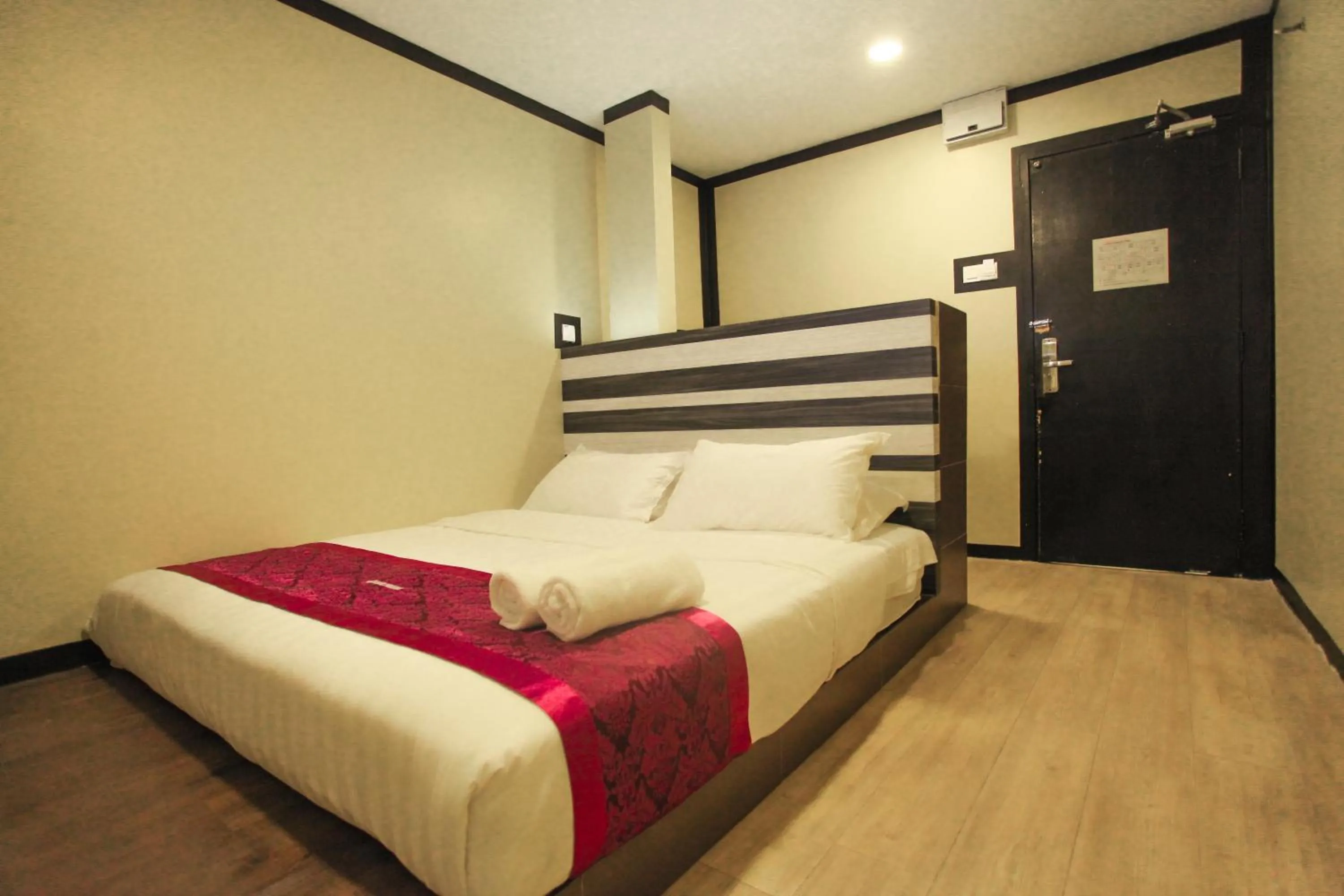 Bed in HOTEL PREMIUM