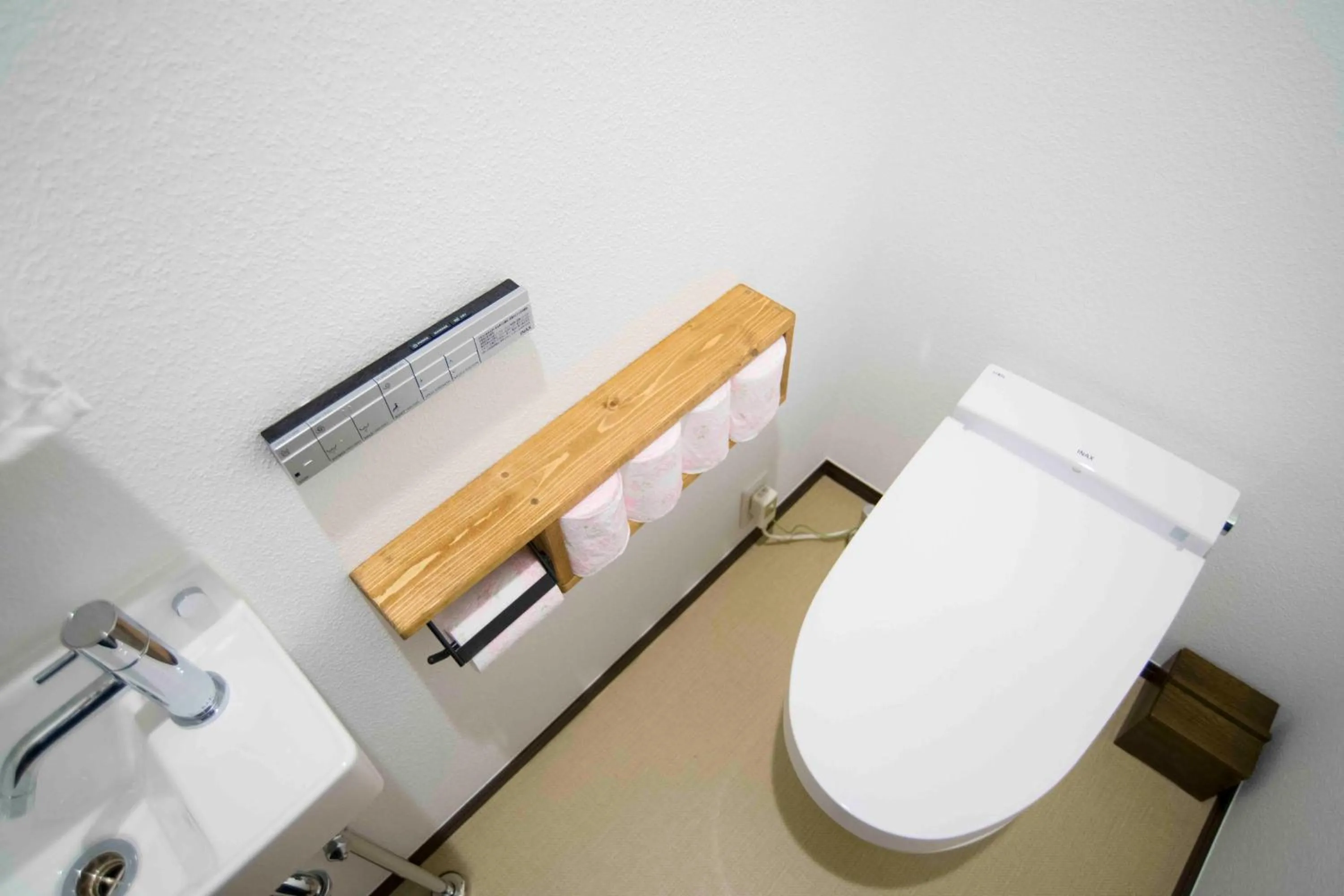 Toilet in Shinjuku Miyabi Residence