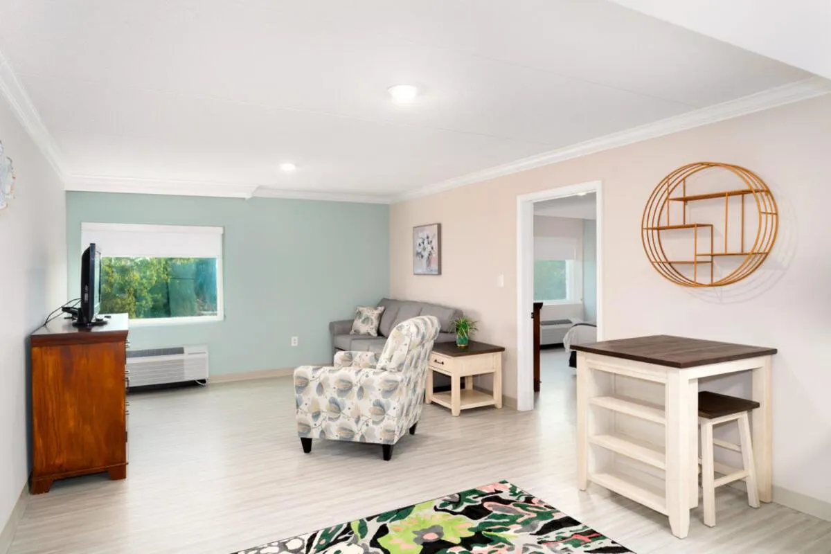 Seating area in Bella Vista Hotel & Suites