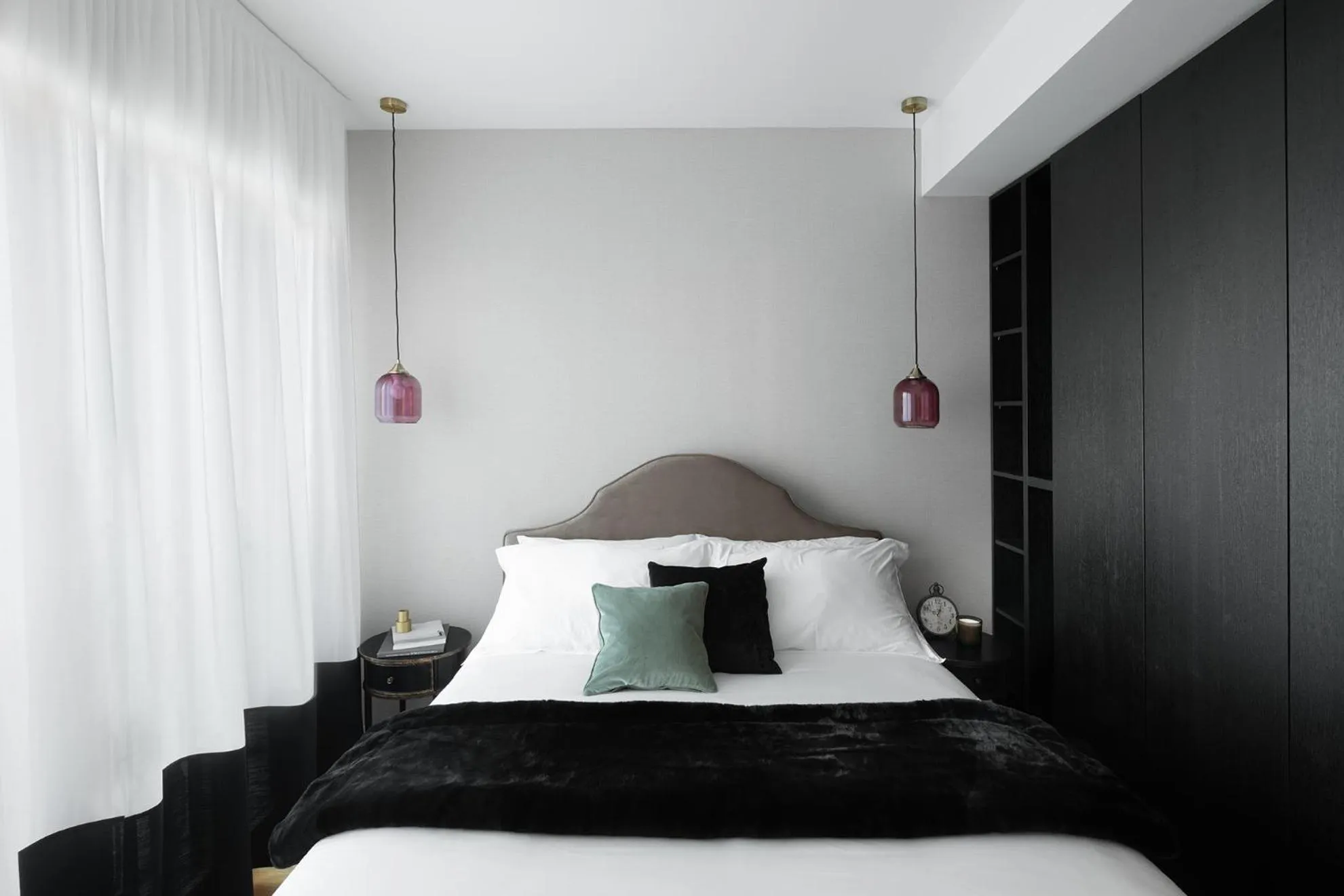 Bed in JOIVY Boutique Apartments Farneti