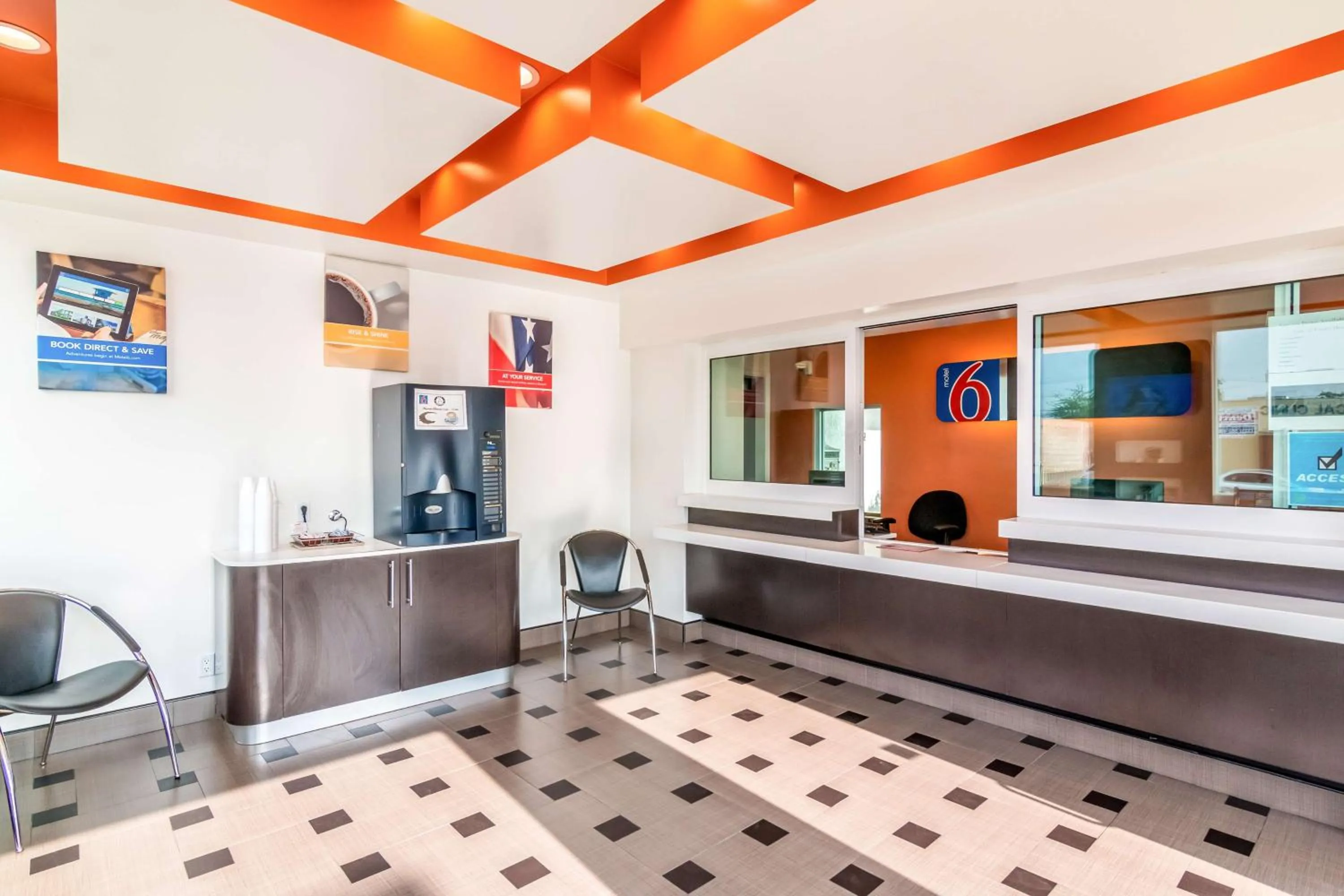 Property logo or sign in Motel 6 Bell Gardens, CA - Los Angeles