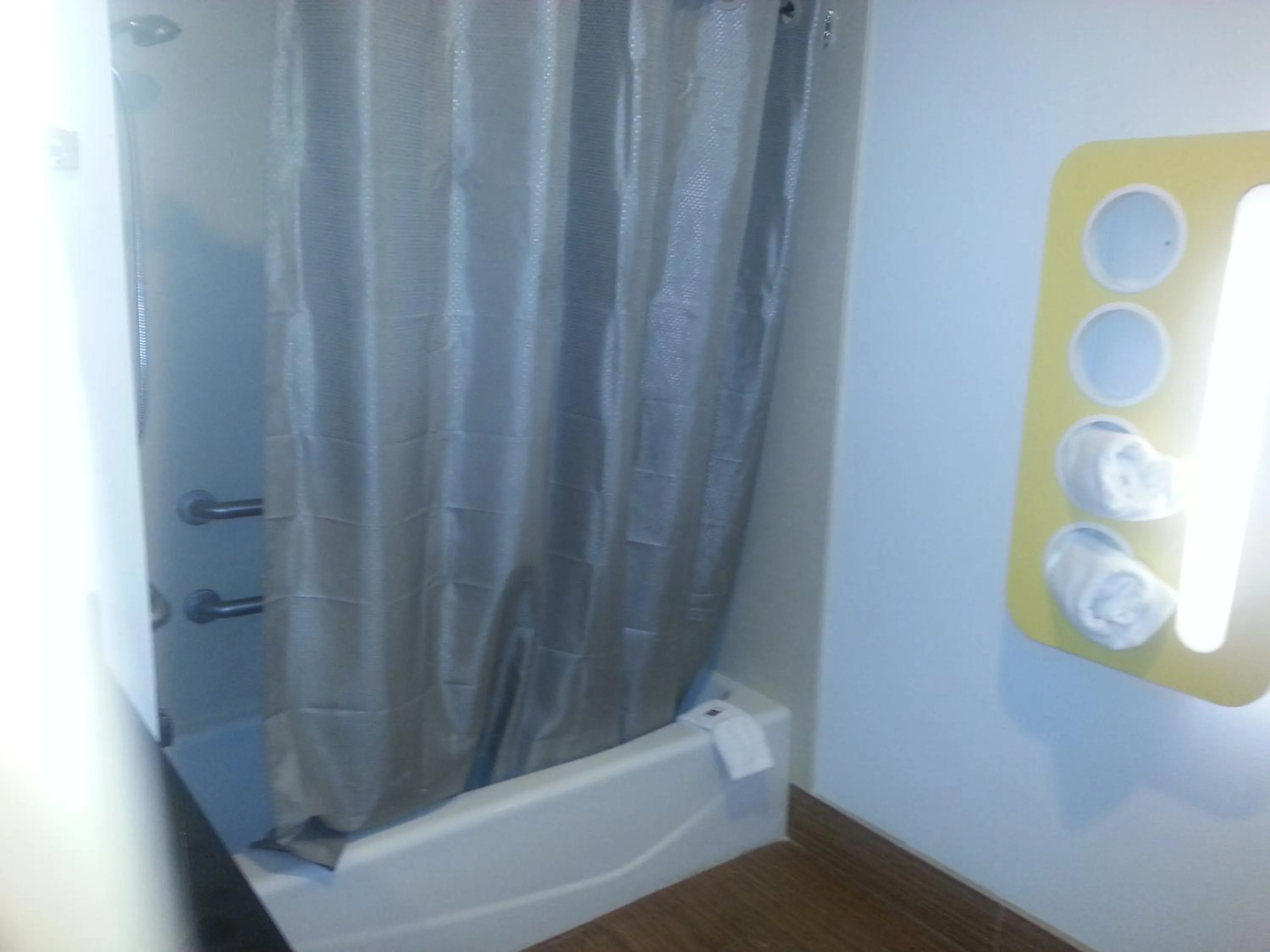 Shower in Motel 6 Bell Gardens, CA - Los Angeles