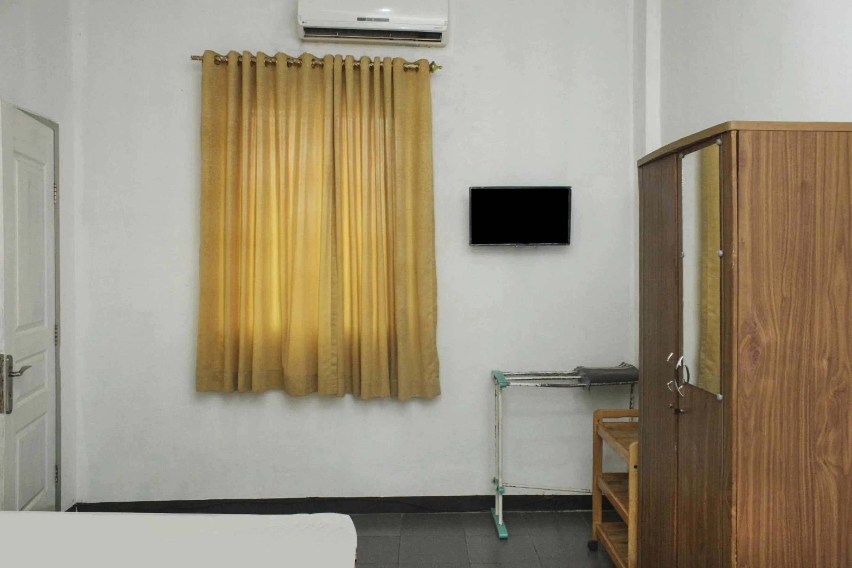 Bathroom in Hotel O Wisma Hulubalang