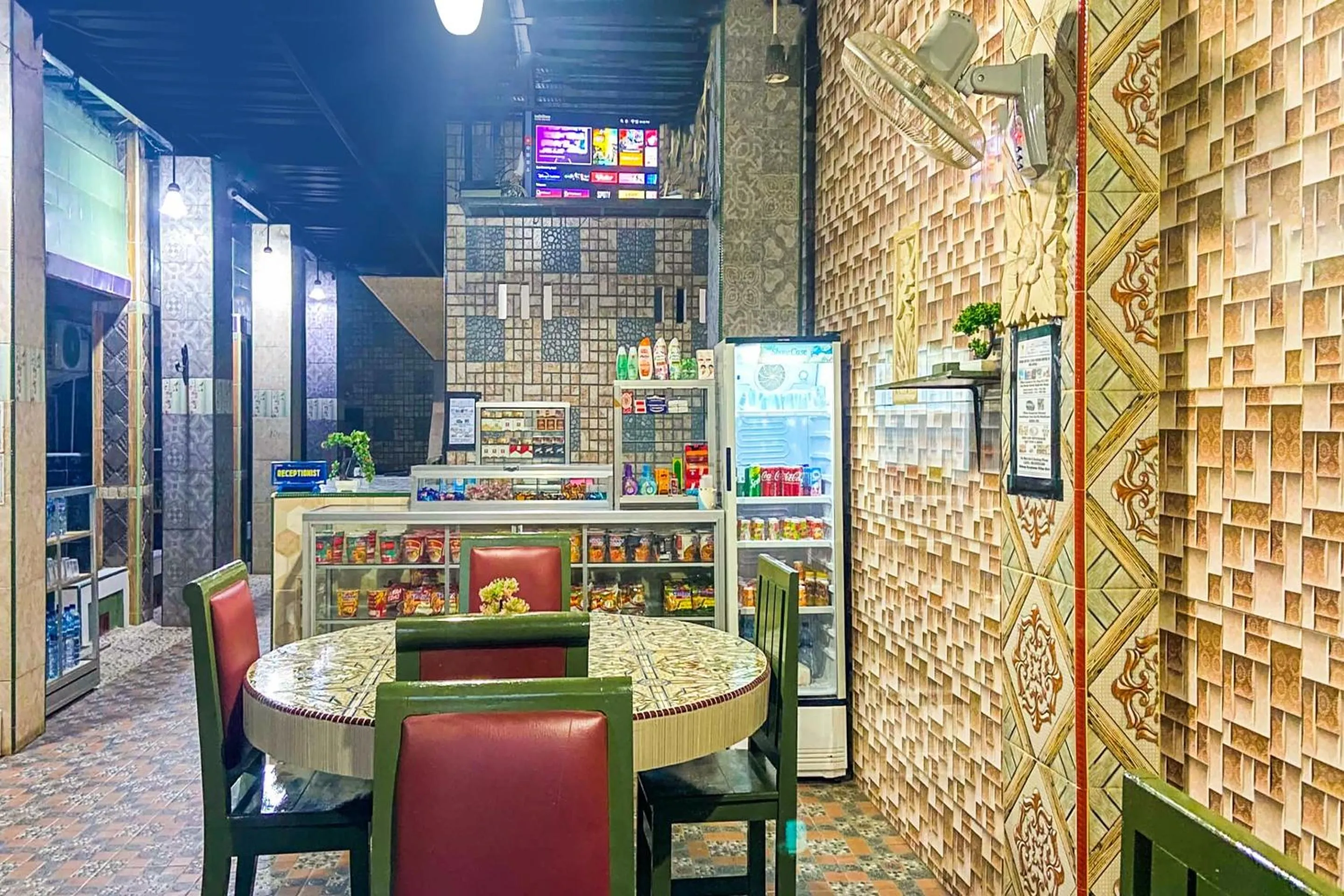 Lobby or reception in OYO 2518 Wilma Hotel Ii Premier