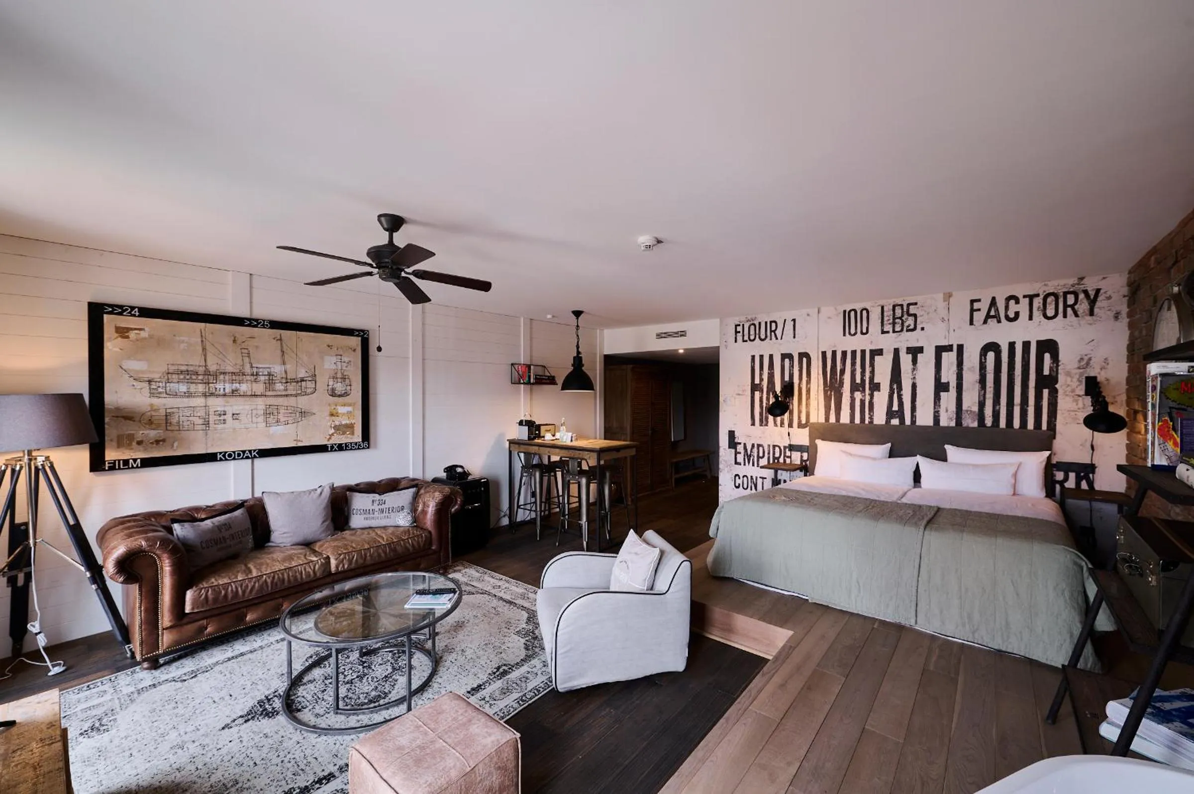 Photo of the whole room in PAPA RHEIN - Hotel & Spa