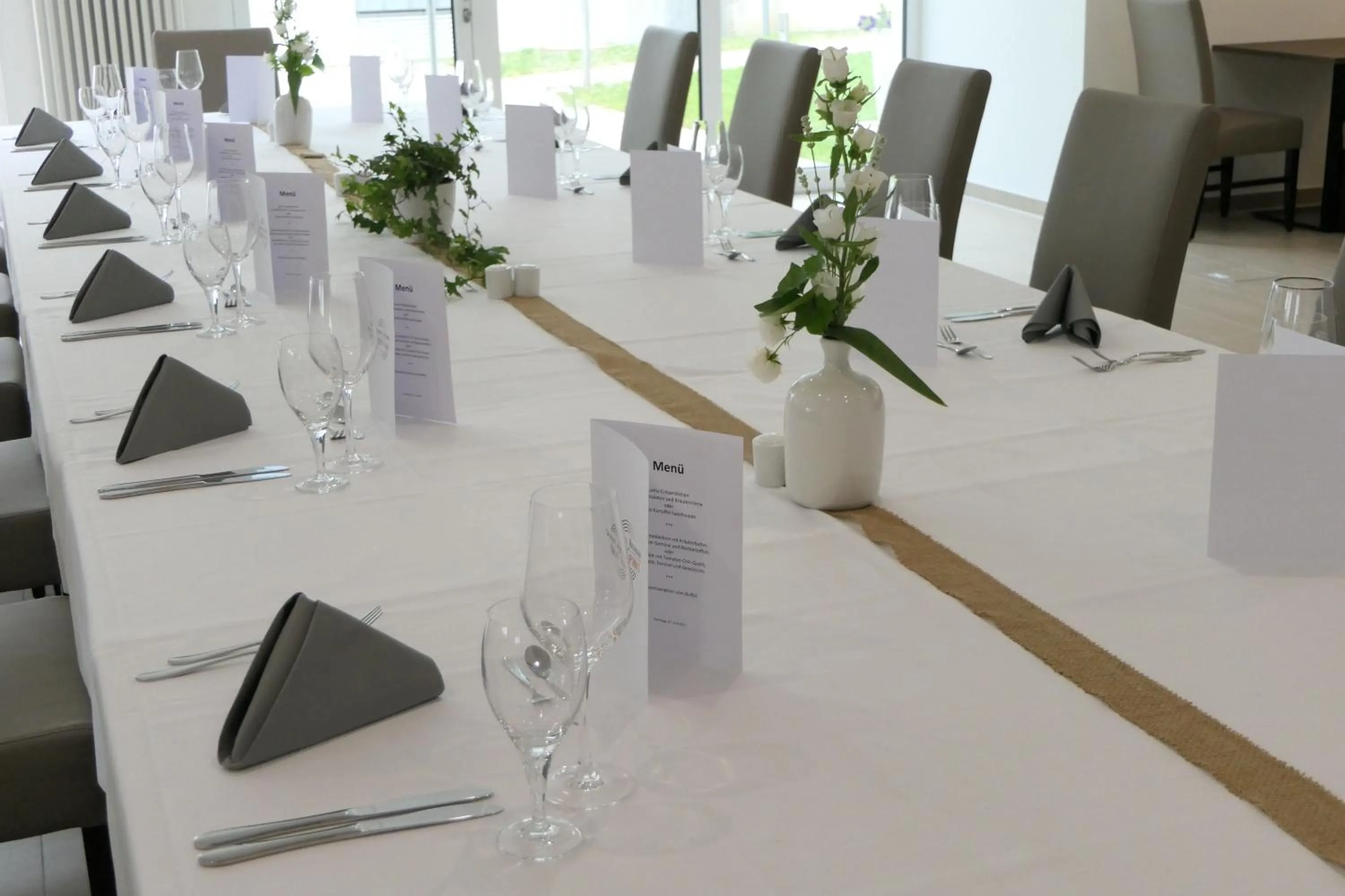 Restaurant/places to eat in Sporthotel TREFF PUNKT