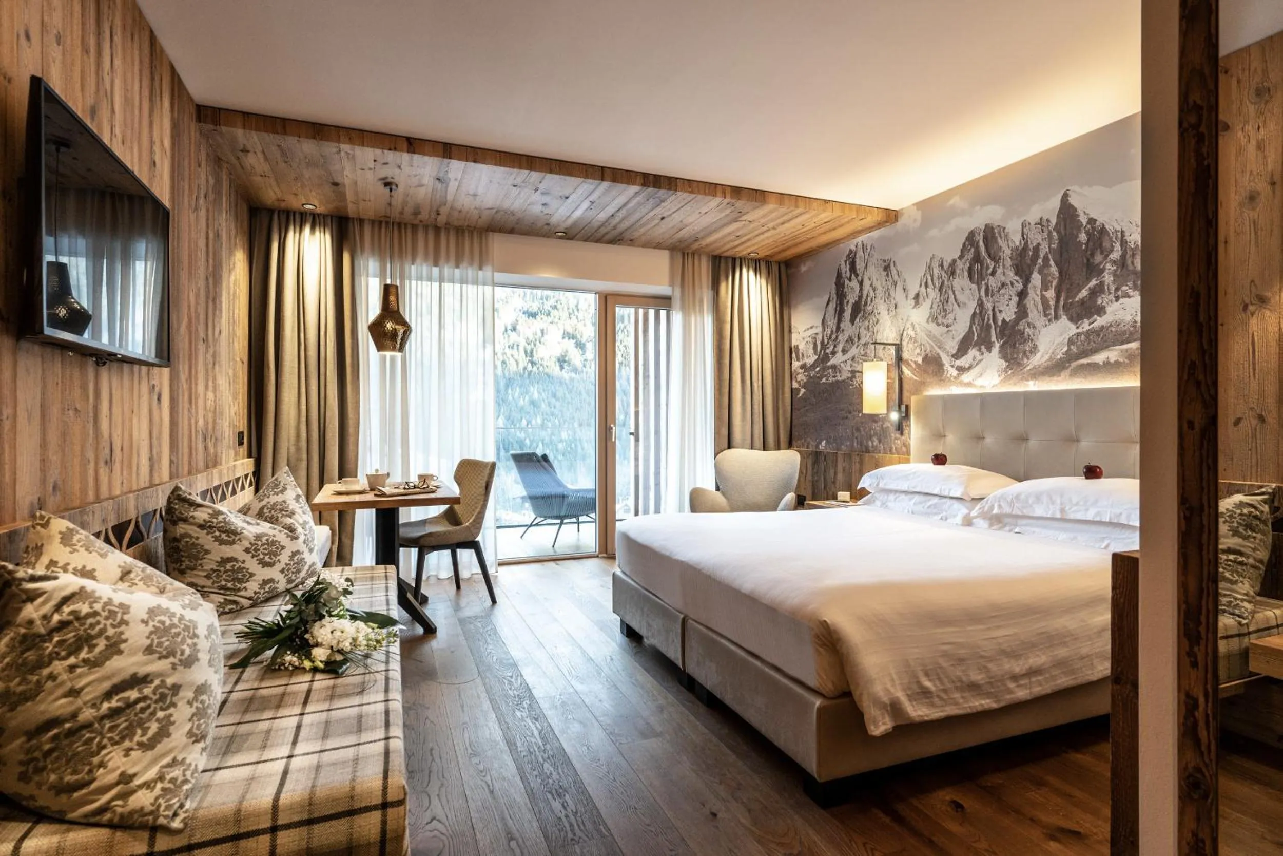 Bedroom, Bed in Ciampedie Luxury Alpine Spa Hotel