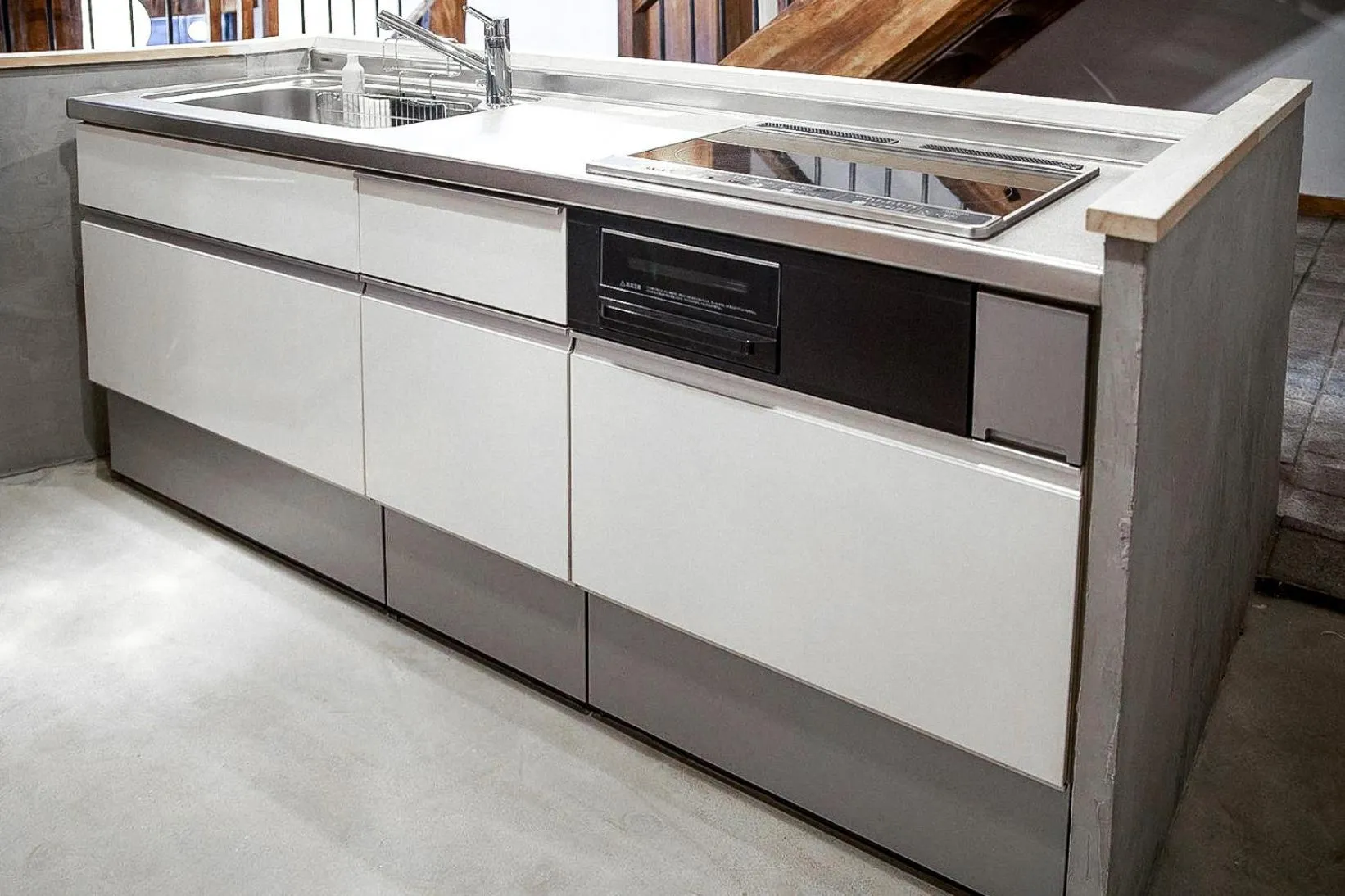 Kitchen or kitchenette in The Apartment Hotels KOU