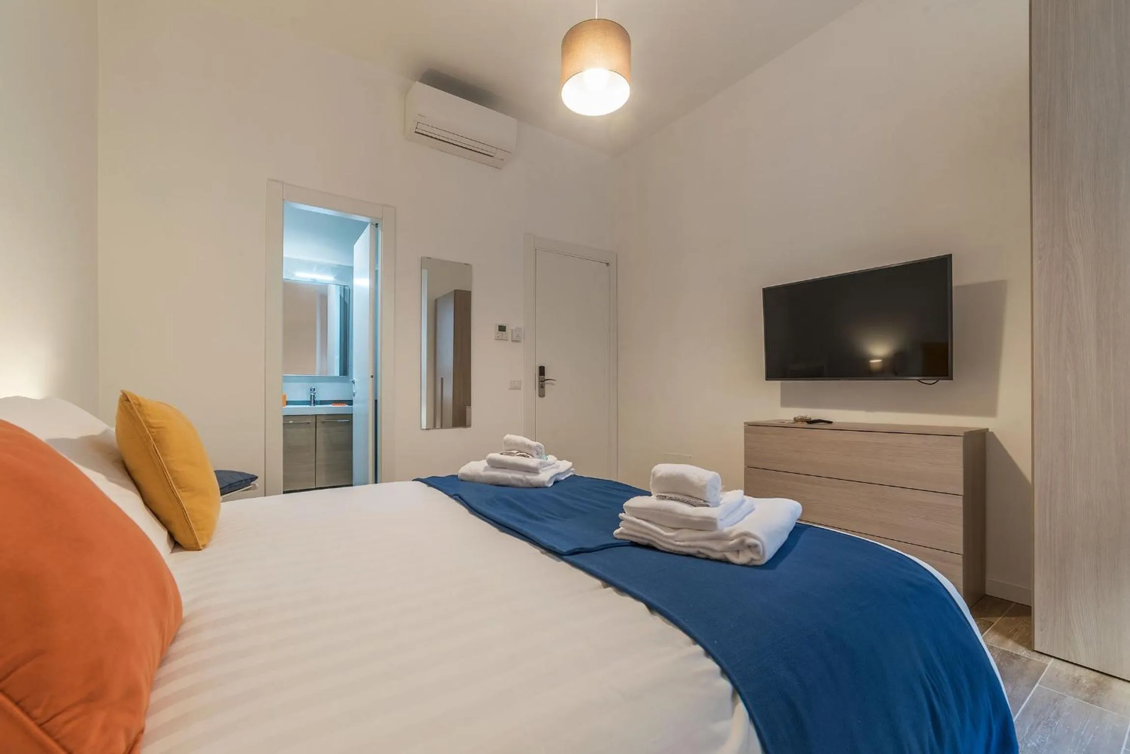 Bed in Roman Station House