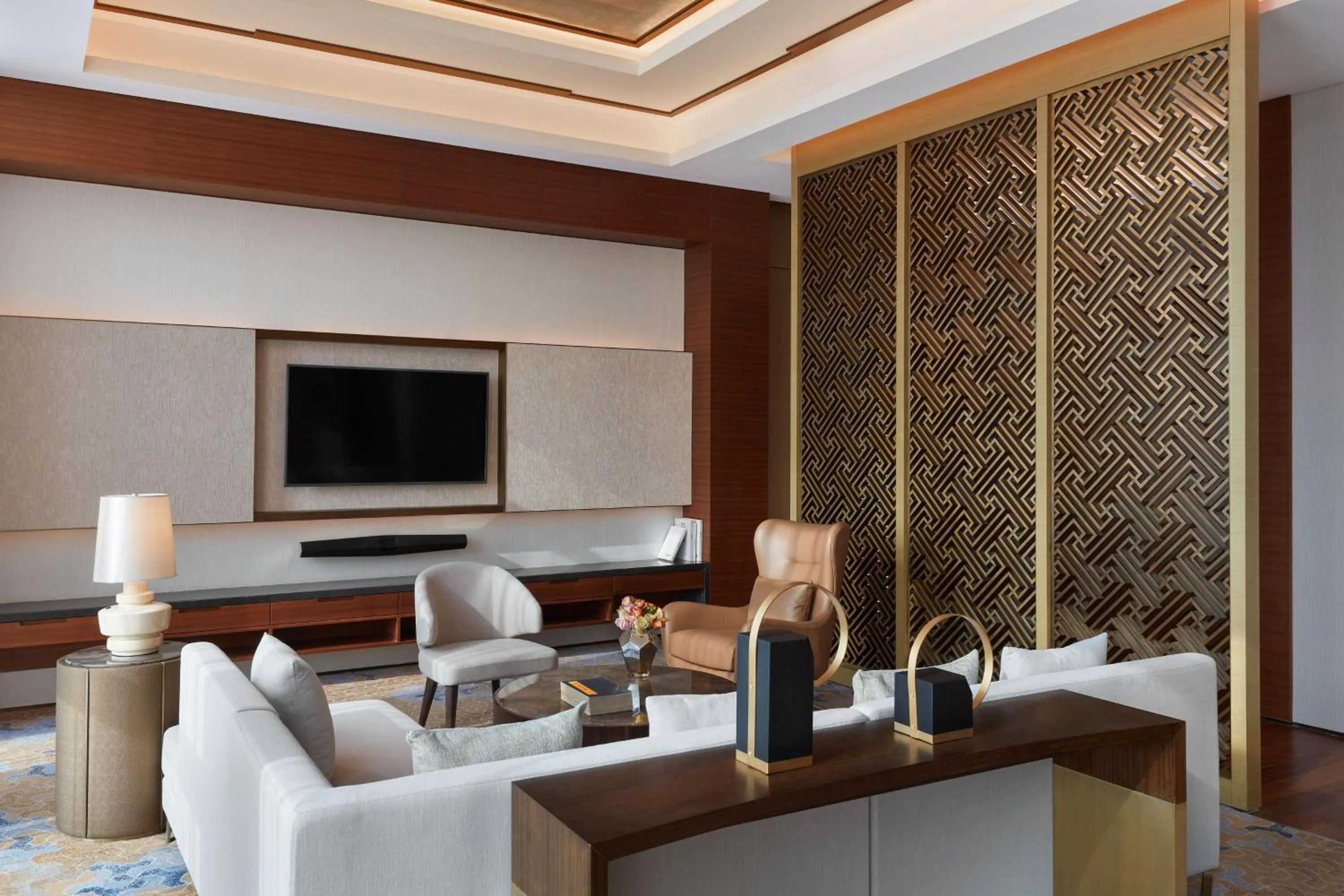 Living room in Sheraton Beijing Lize Hotel