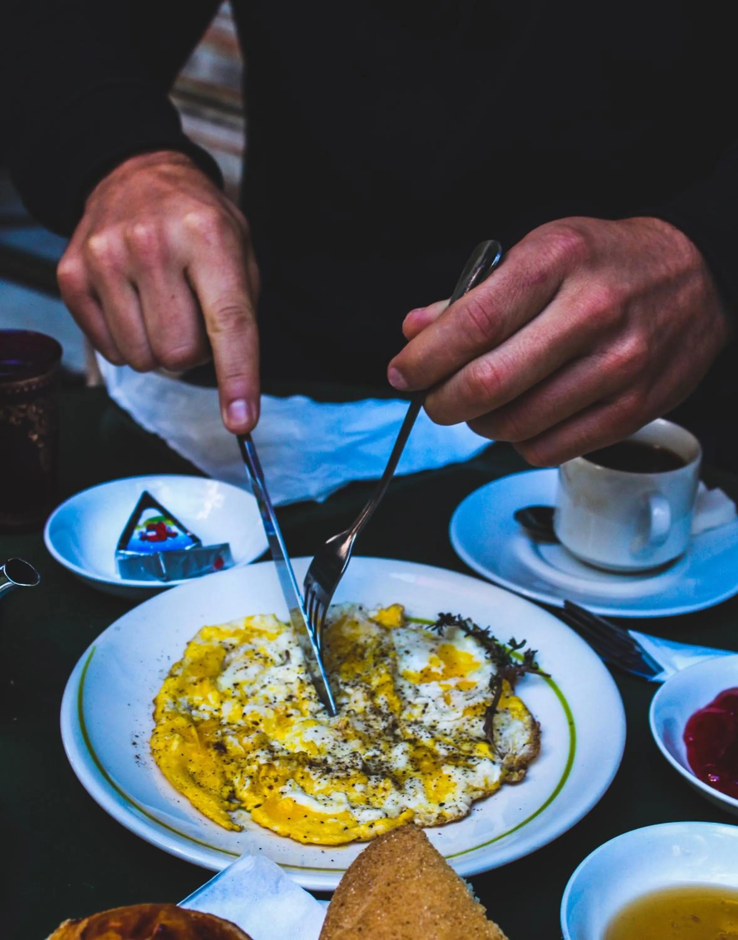 Food and drinks in Parkway Inn Hotel & Spa