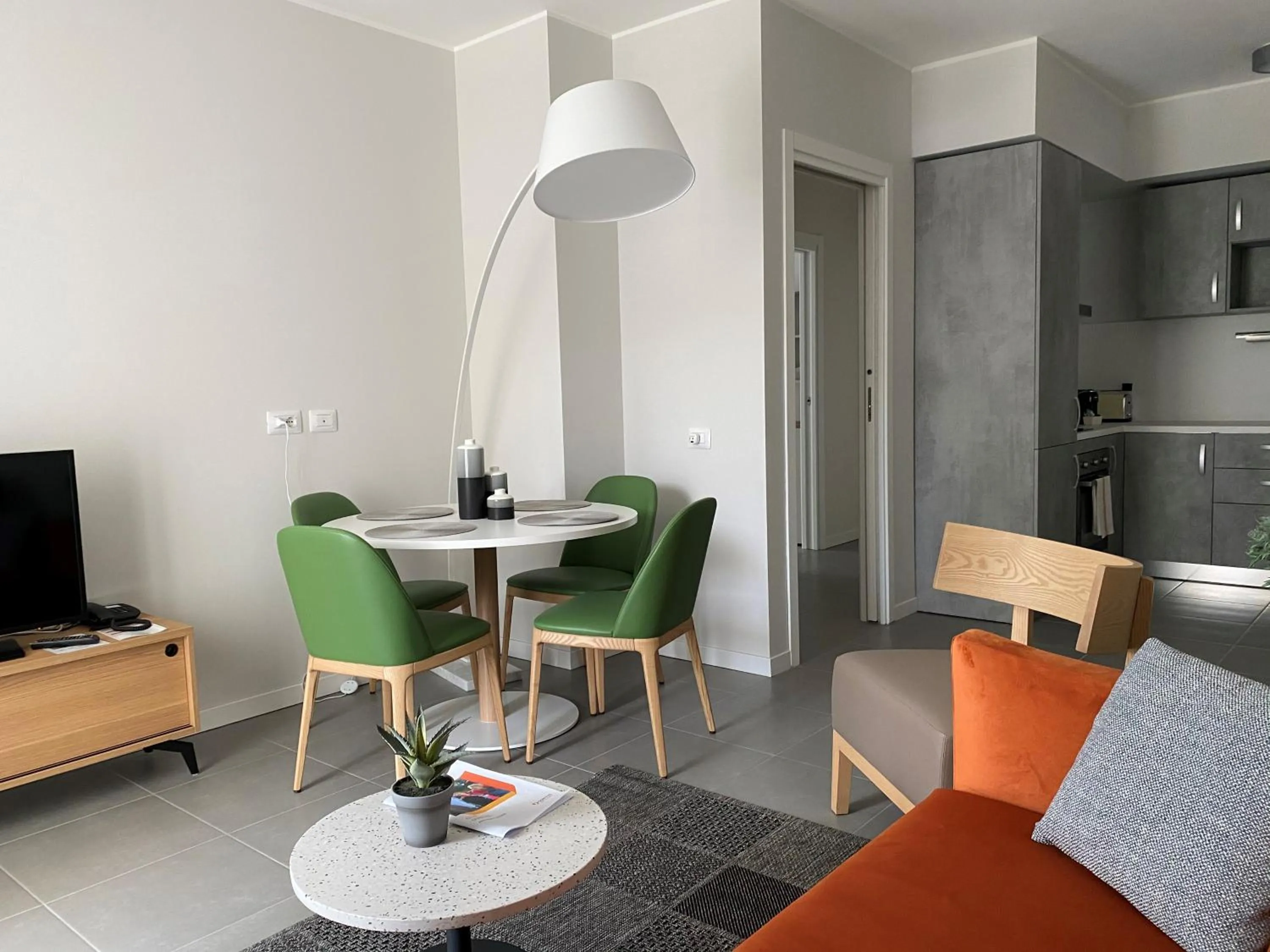 Dining area in Domitys Quarto Verde