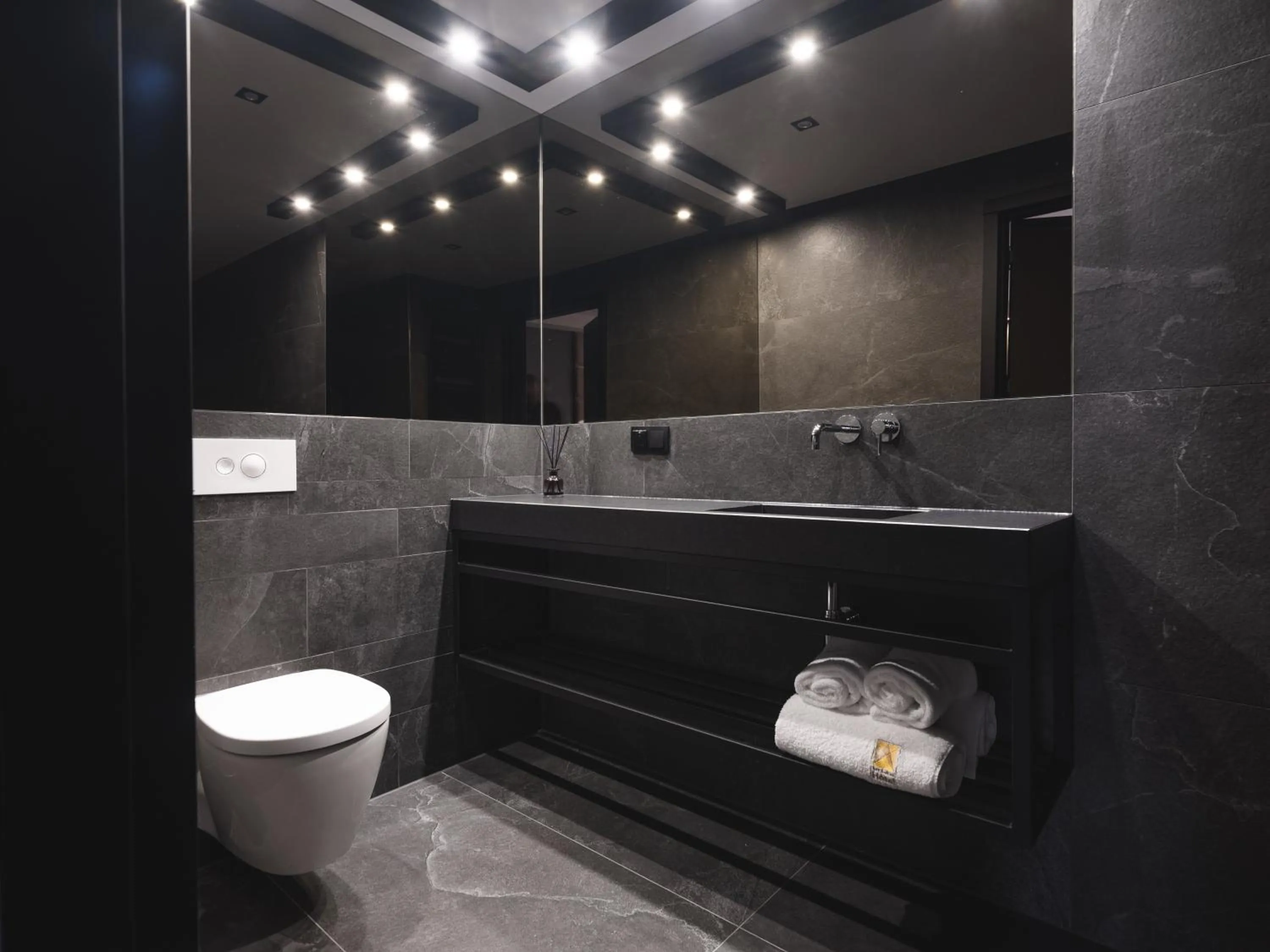 Shower in Art Suites Boutique Hotel - Krakow Center