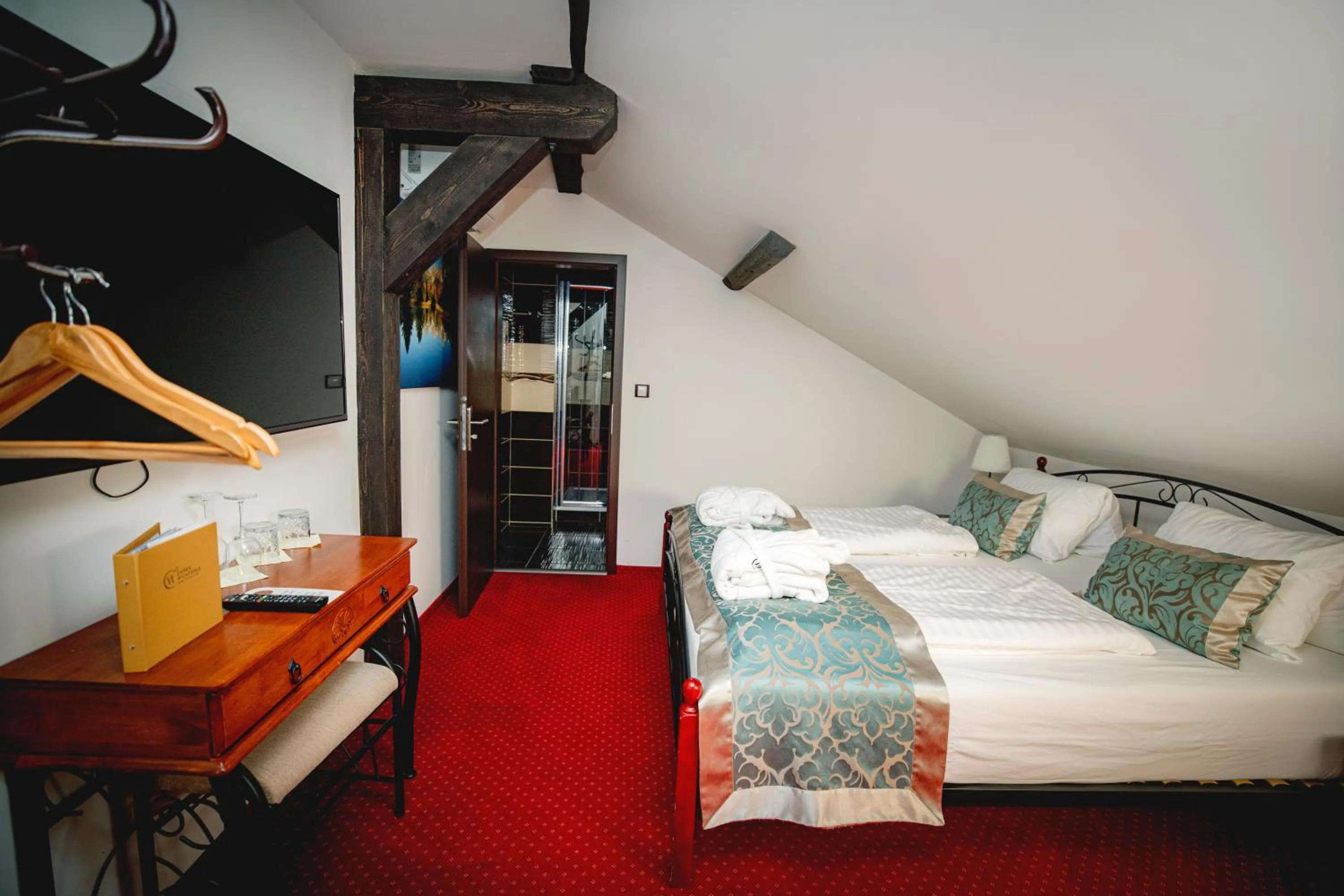 Bed in Zámek Wichterle - Hotel a pivní lázně