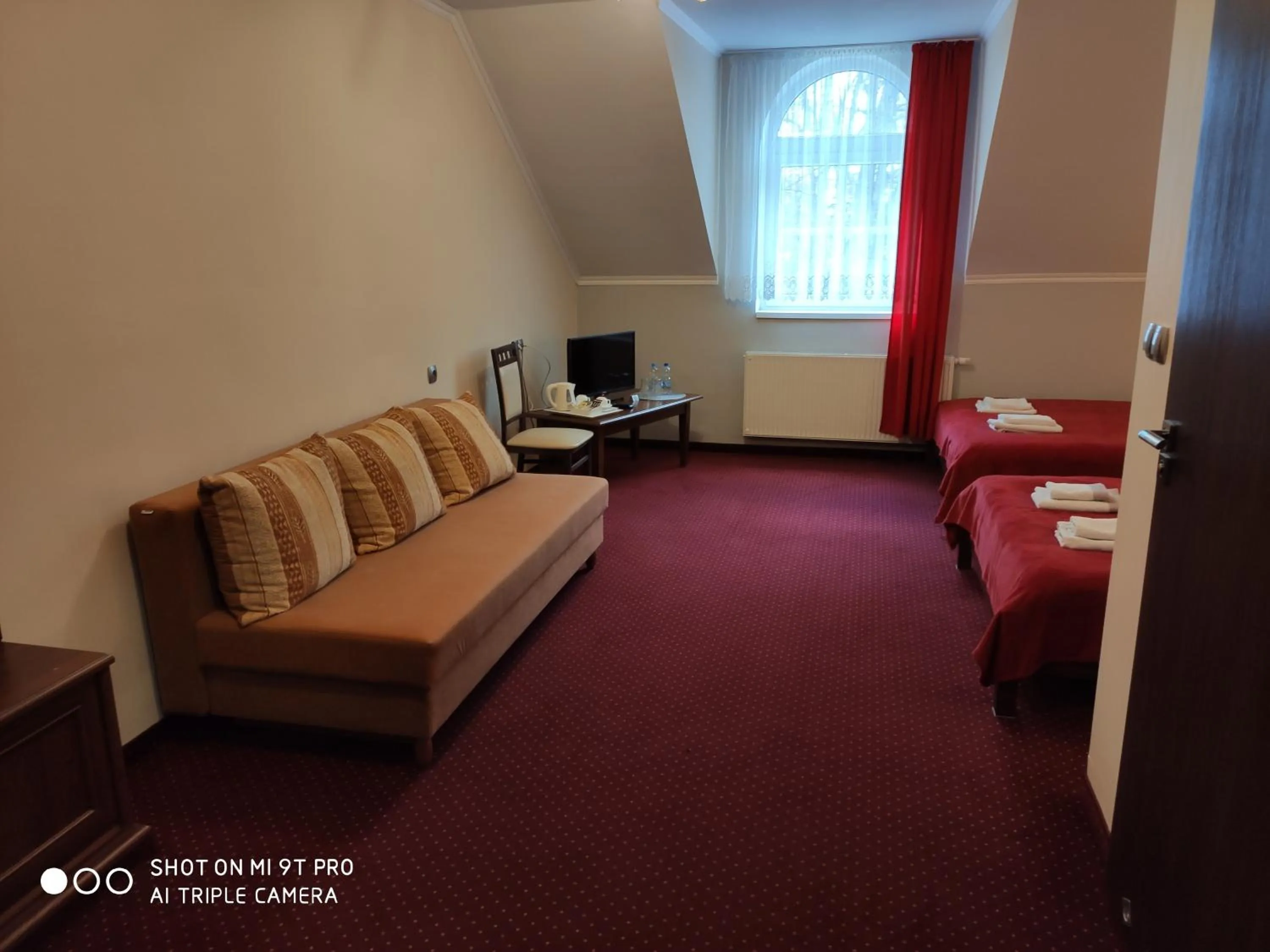 Bed in DWOREK PESZKÓW