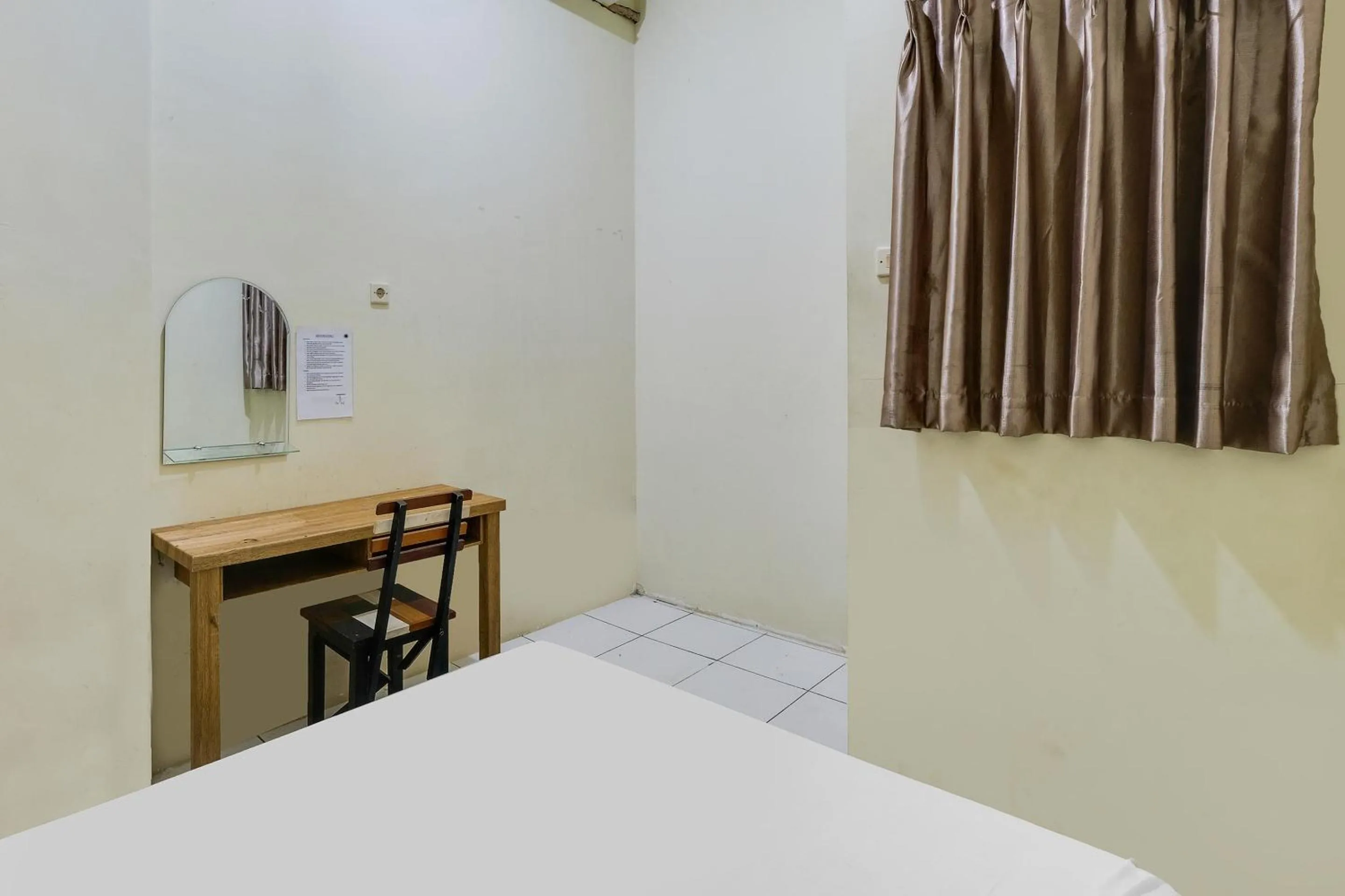 Bedroom in Hotel O Camel Residence