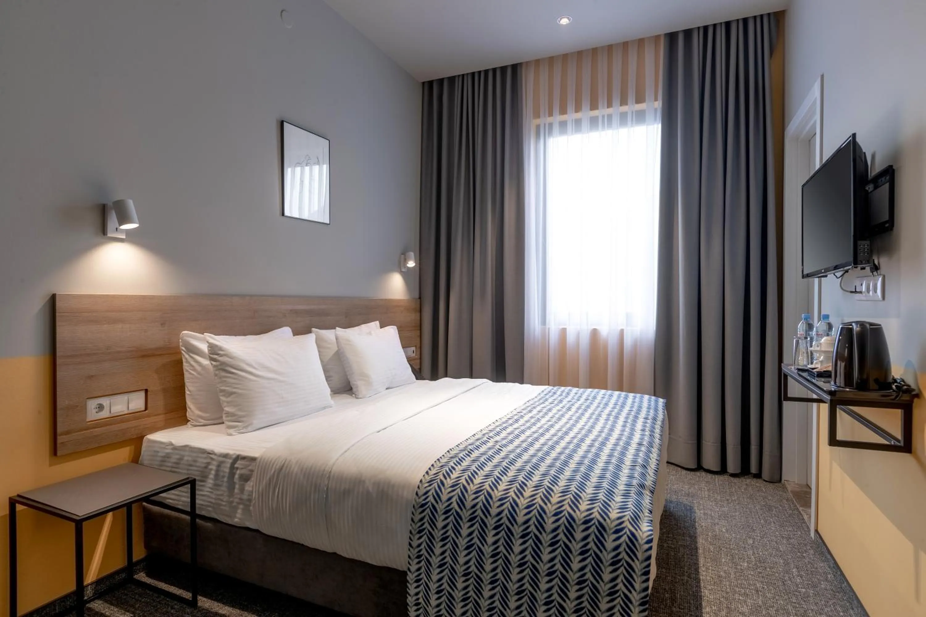 Photo of the whole room, Bed in Vera Hills Boutique Hotel