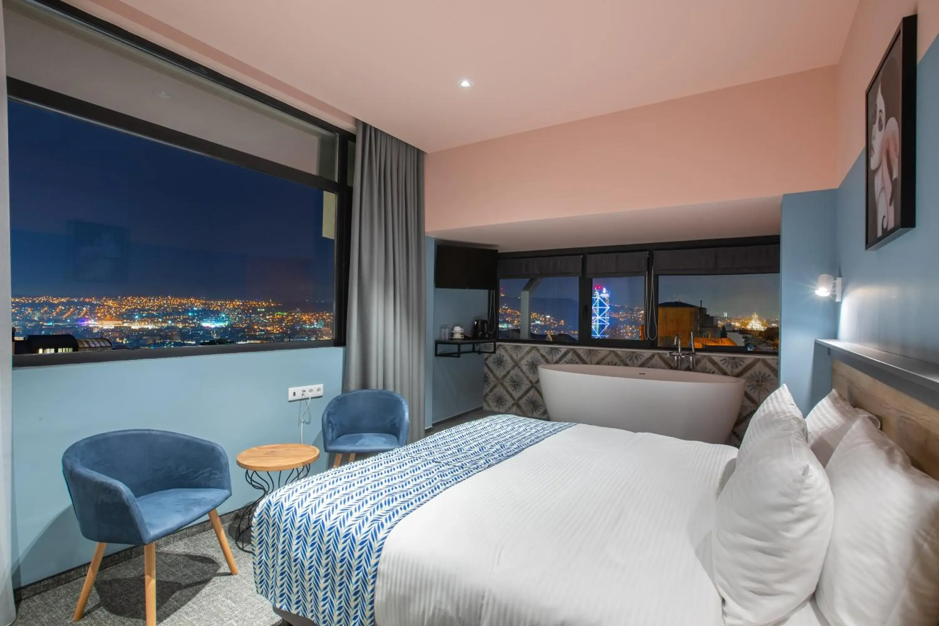 Deluxe Double or Twin Room with City View in Vera Hills Boutique Hotel Deluxe Double or Twin Room with City View in Vera Hills Boutique Hotel