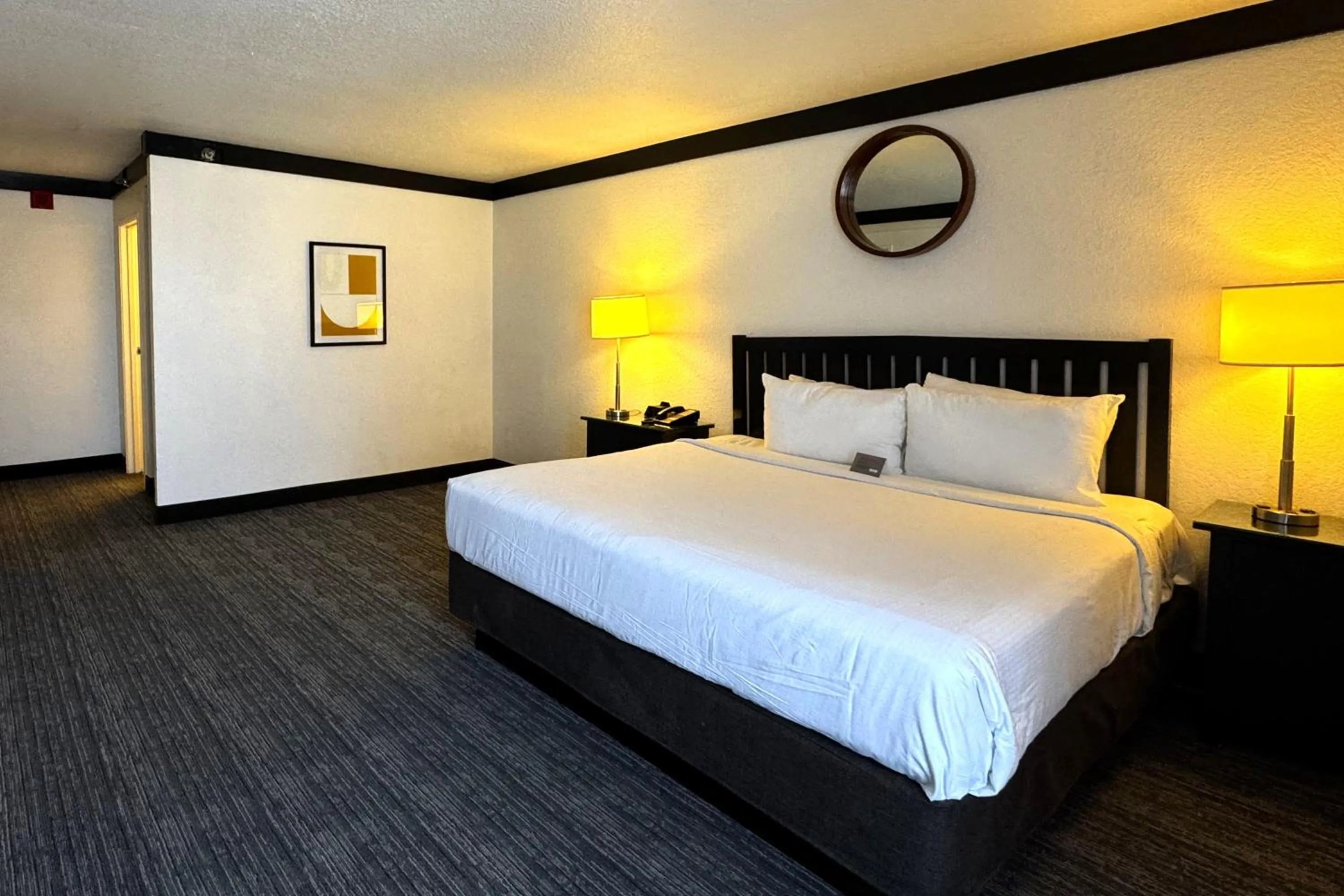 Bedroom, Bed in OYO Hotel and Casino Las Vegas
