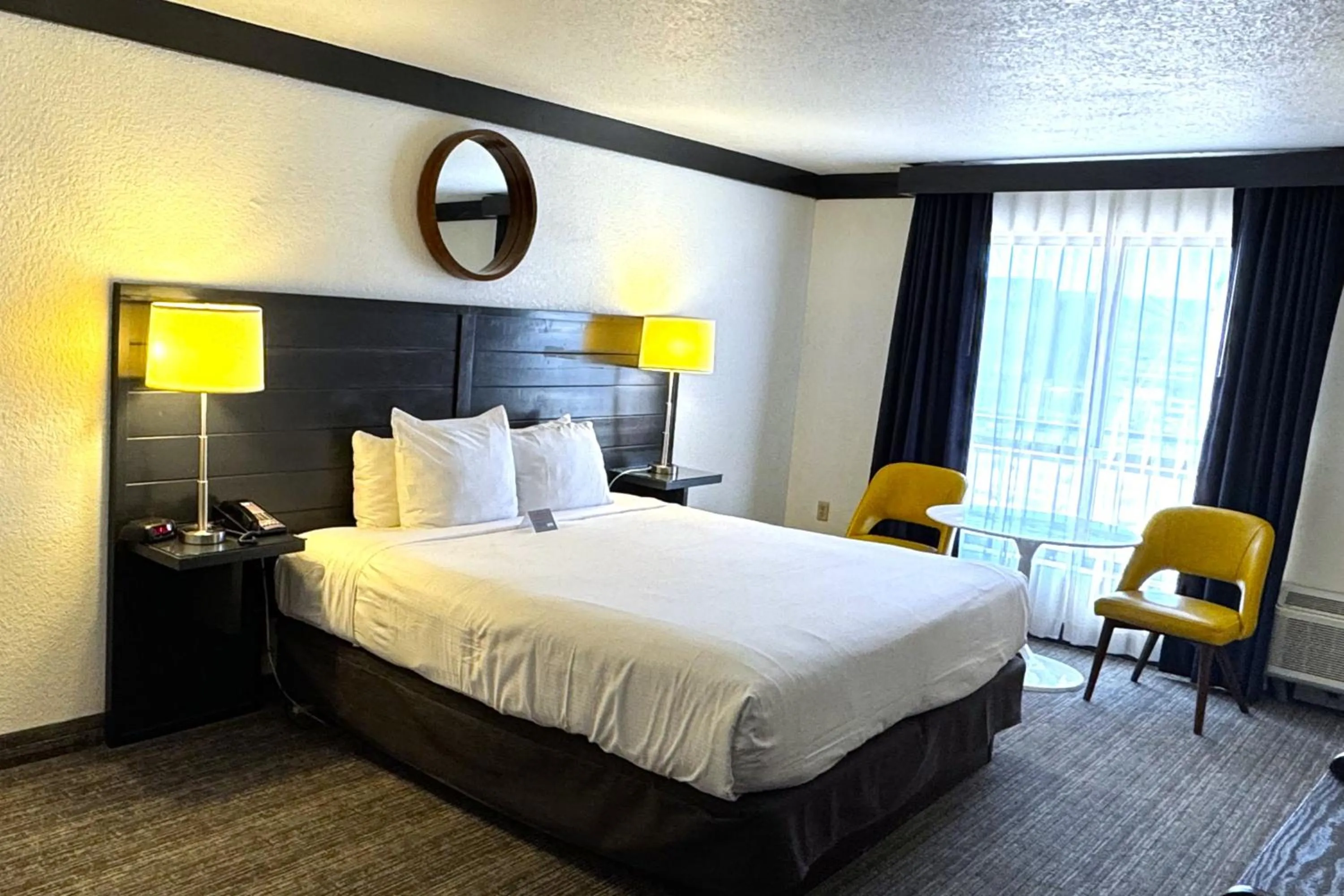 Bedroom, Bed in OYO Hotel and Casino Las Vegas