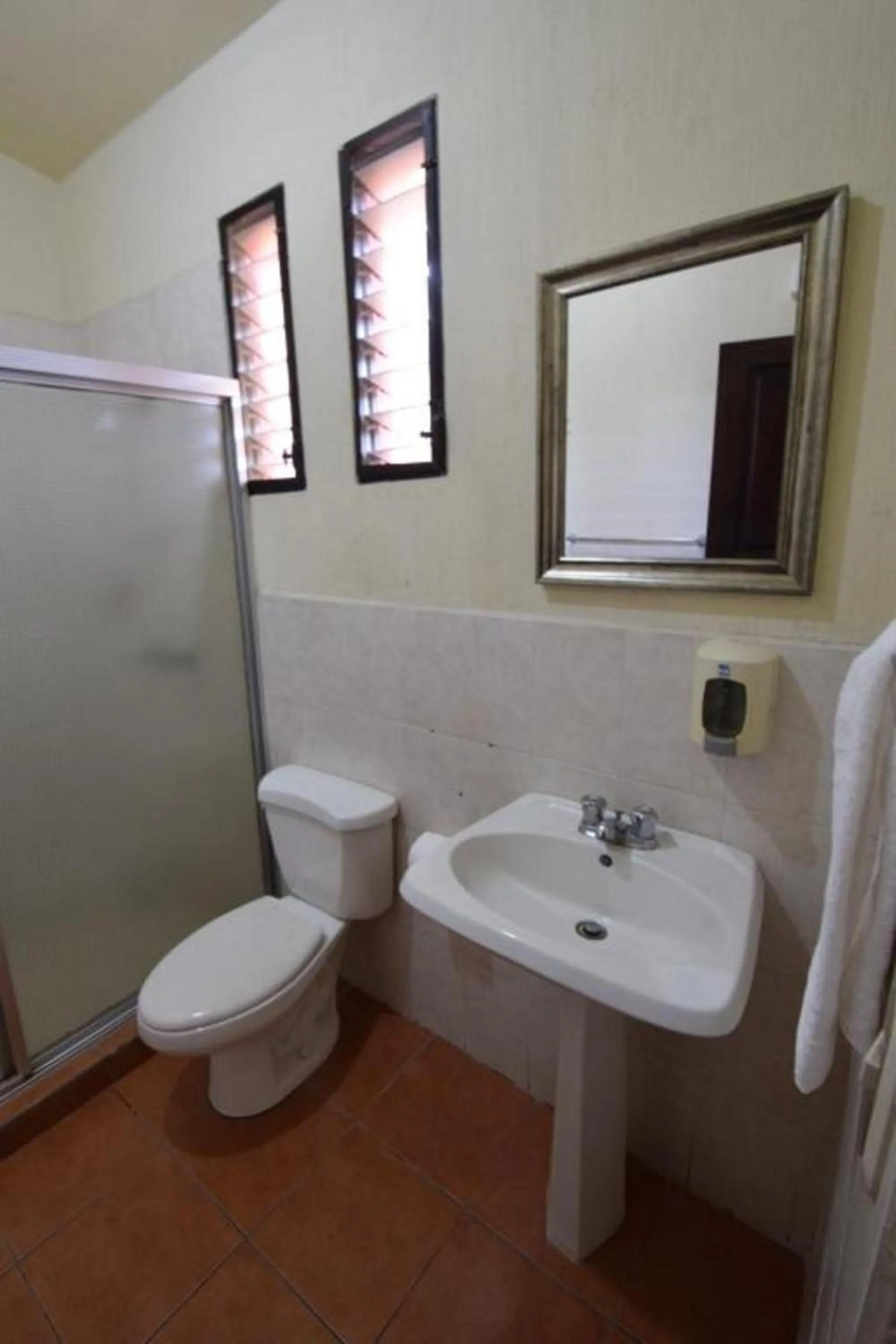 Bathroom in Zafra Hotel