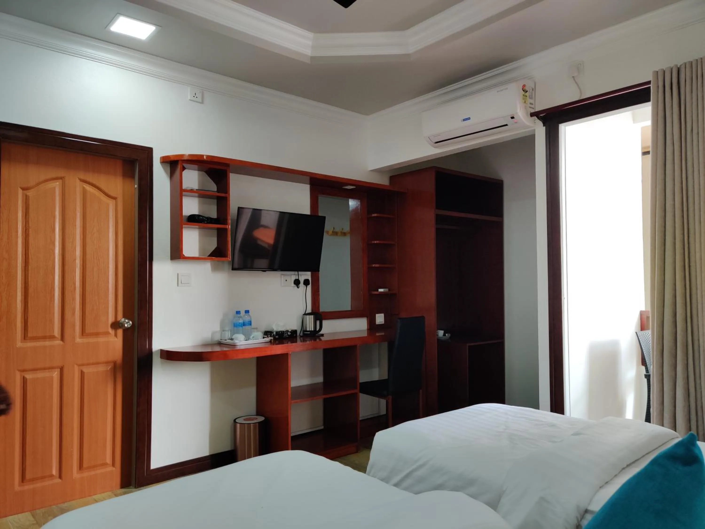 TV and multimedia, Bed in Athens View