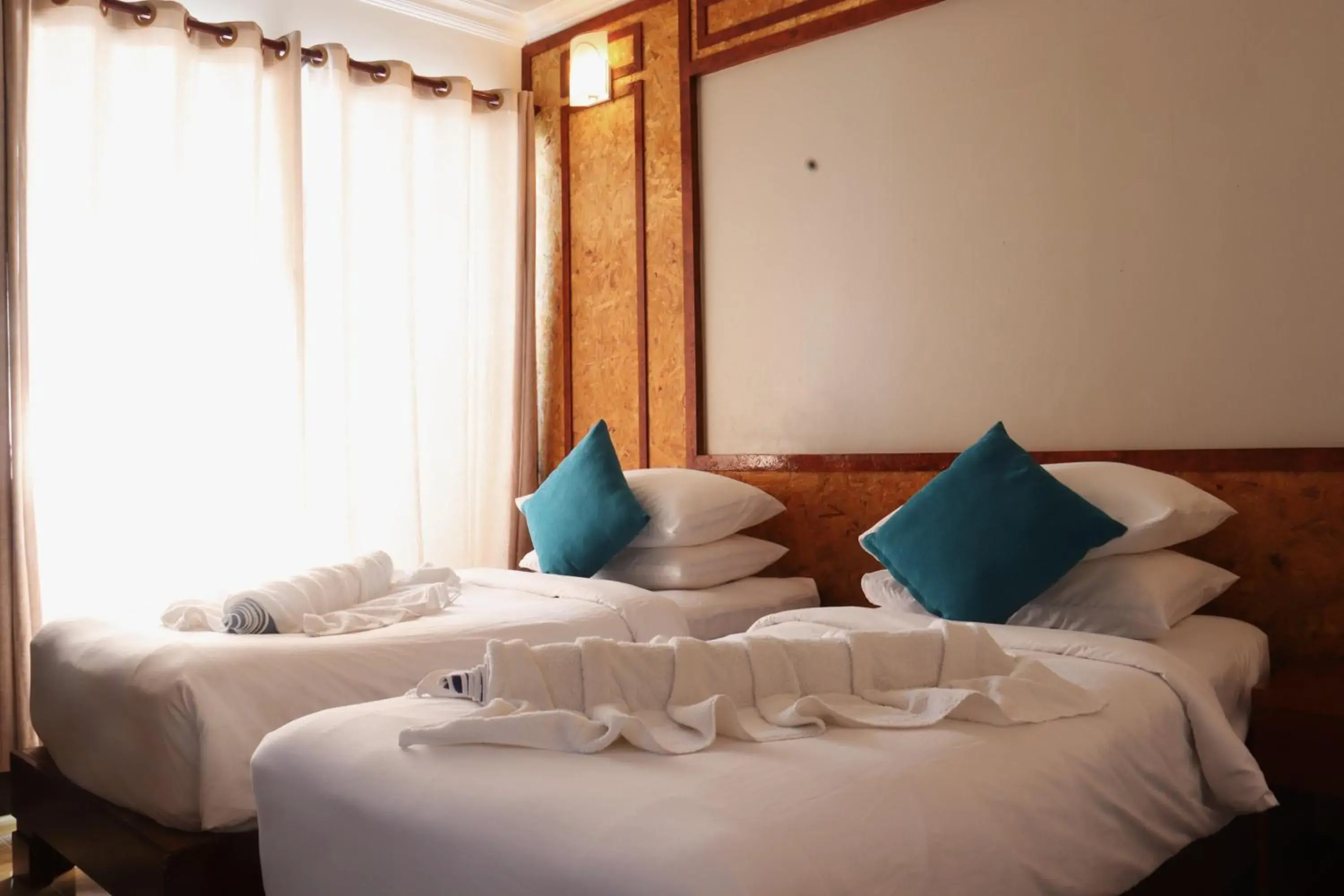 Deluxe Double Room (2 Adults + 1 Child) - single occupancy in Athens View Hotel Deluxe Double Room (2 Adults + 1 Child) - single occupancy in Athens View Hotel