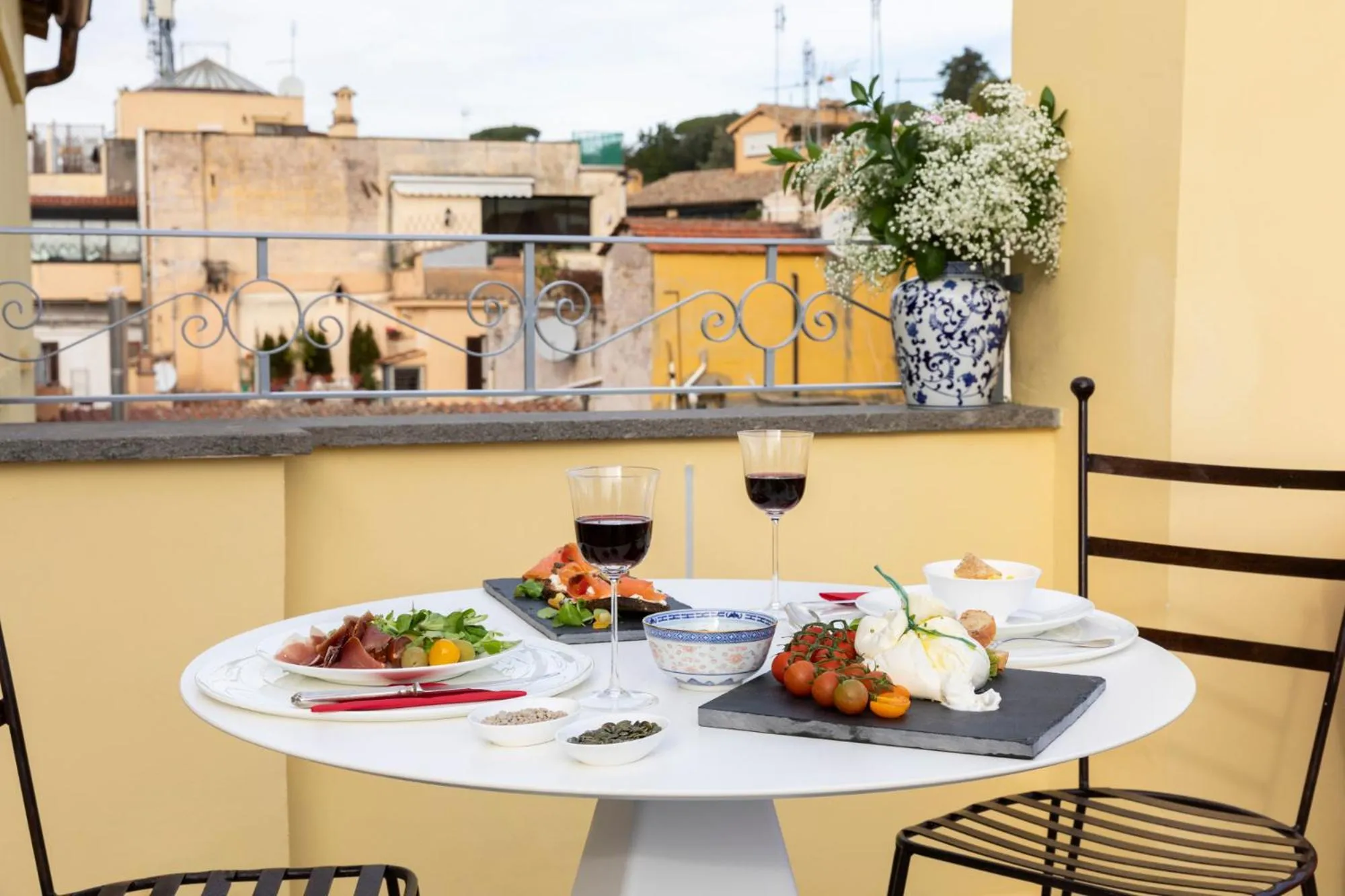 Balcony/Terrace in Poēsis Experience Hotel