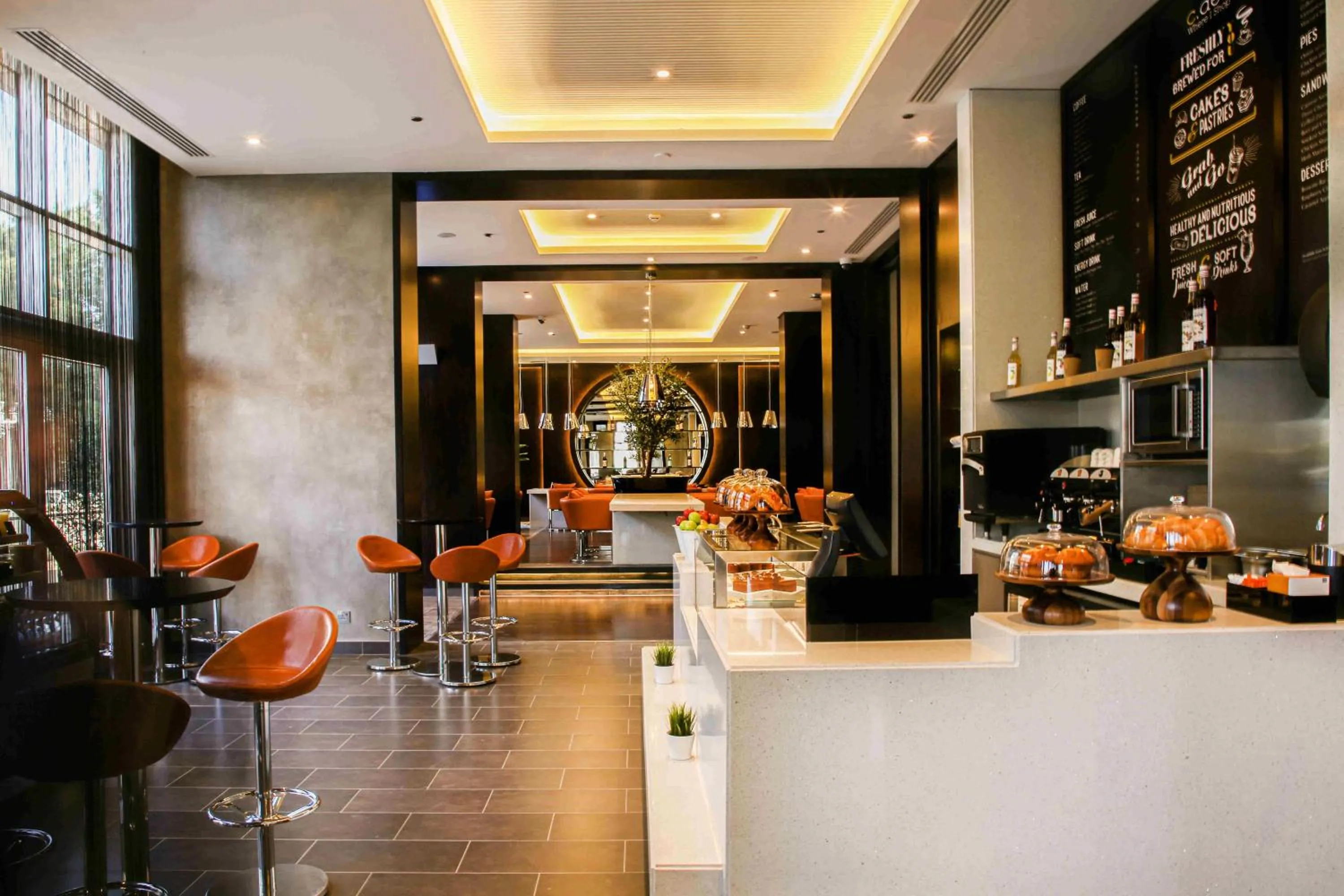 Lounge or bar in Centro Corniche Al Khobar by Rotana