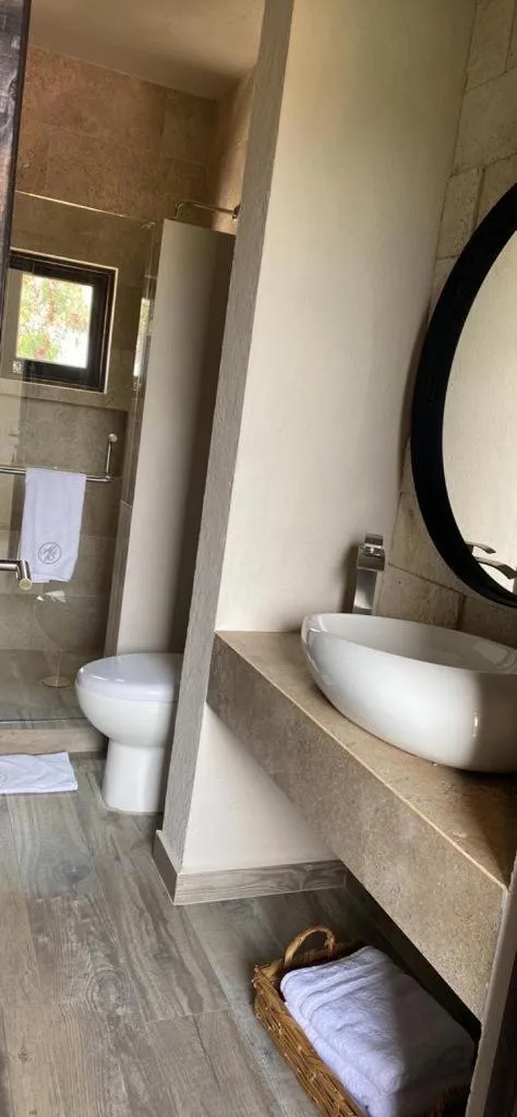 Toilet in Suites Campestres Montebello