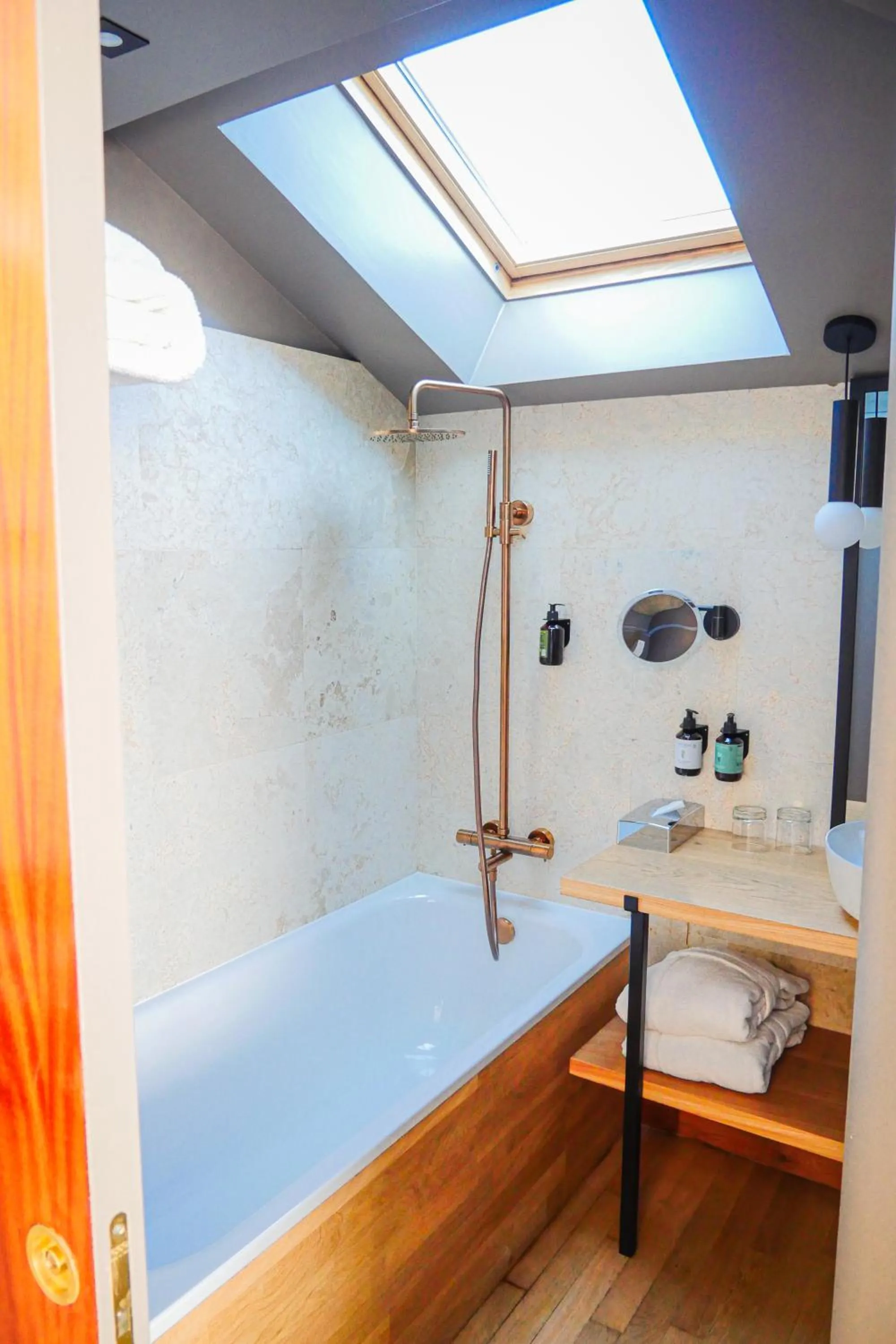 Bathroom, Bed in Villa Kerasy Hotel Spa