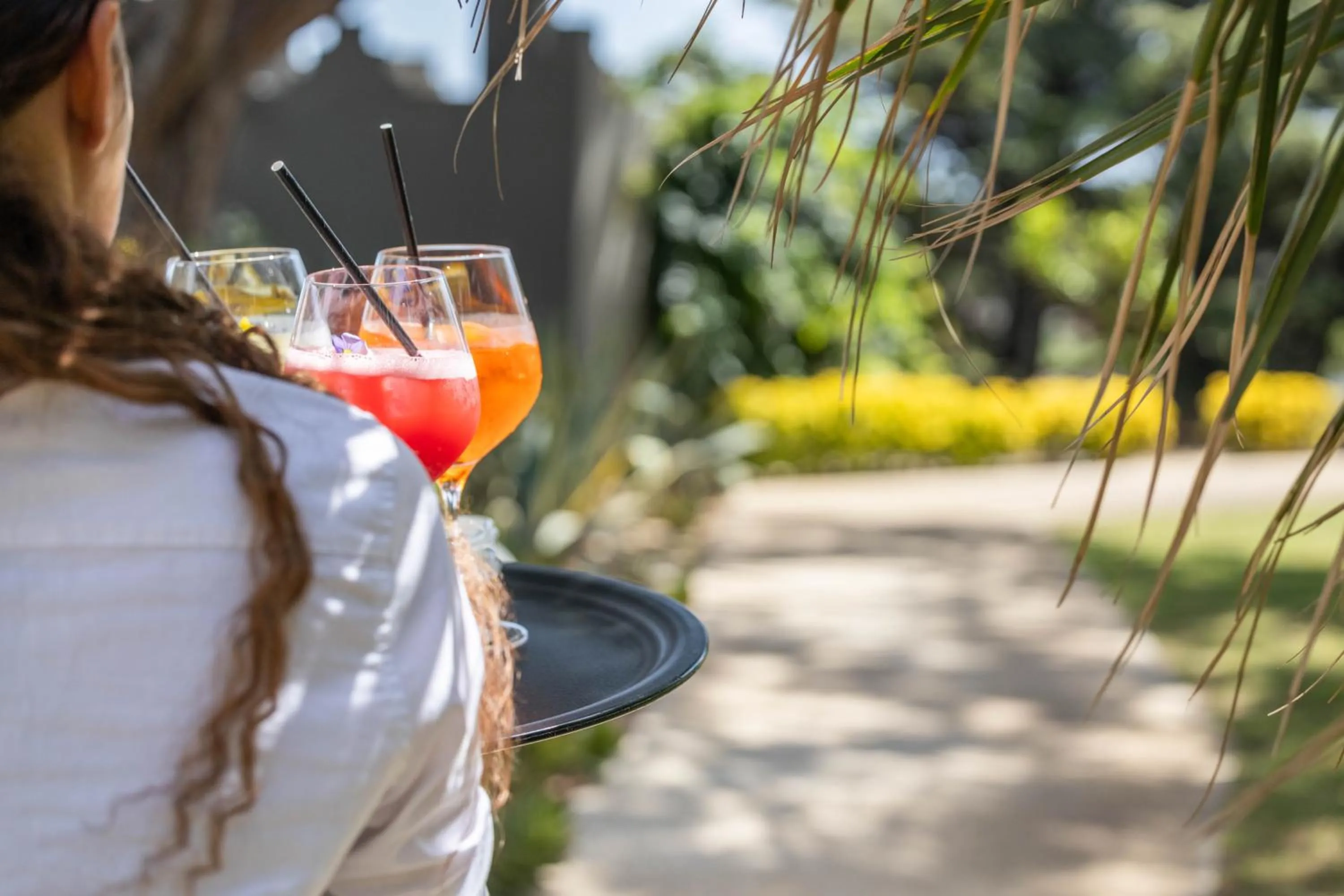 Lounge or bar in Grand Hotel Du Golfe - Spa & Restaurant