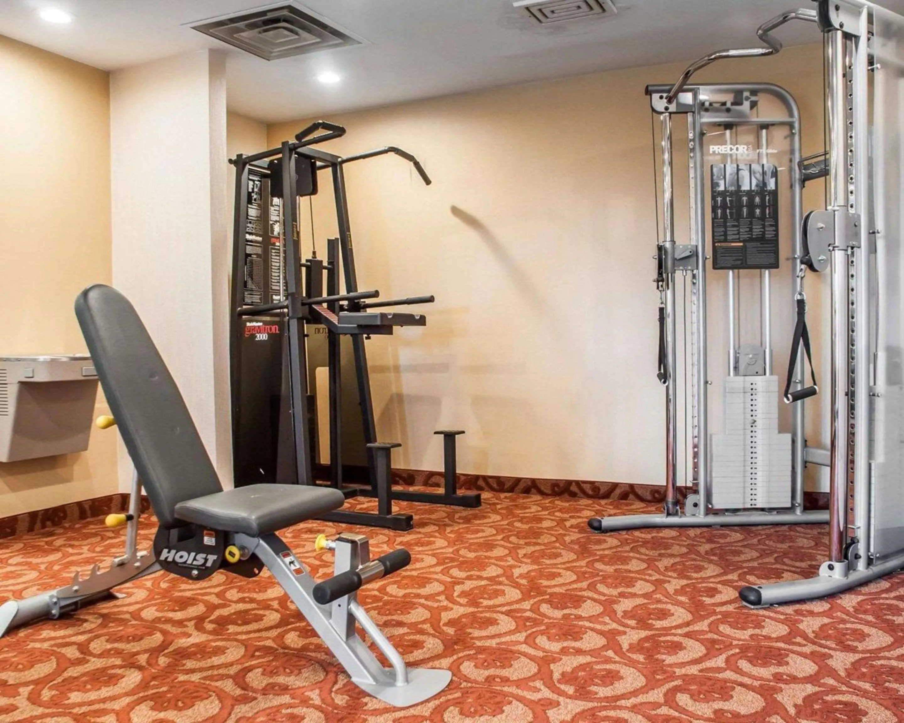 Fitness centre/facilities in Quality Inn Buffalo Airport