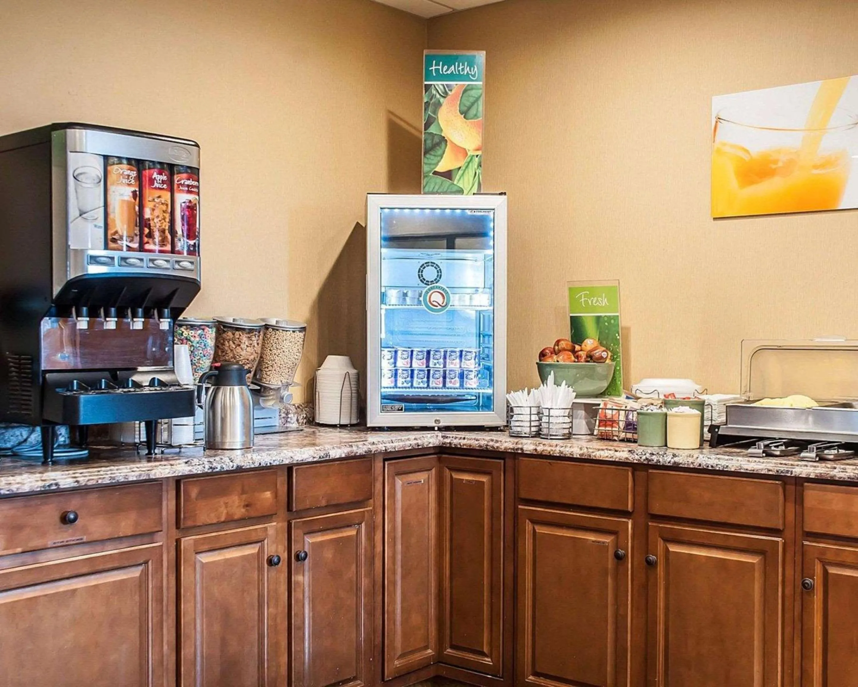 Restaurant/places to eat in Quality Inn Buffalo Airport