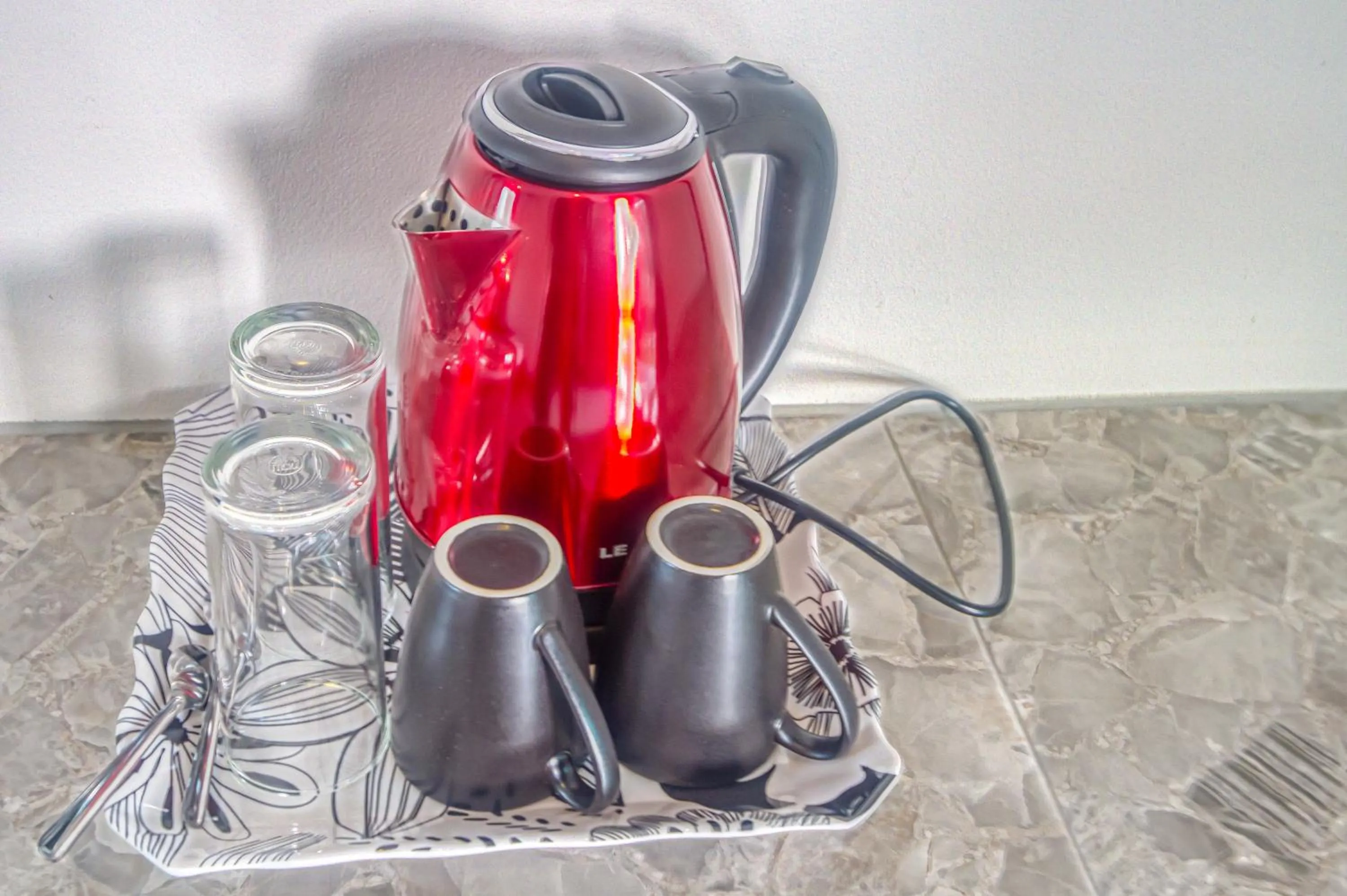 Coffee/tea facilities in The Travelers Friend