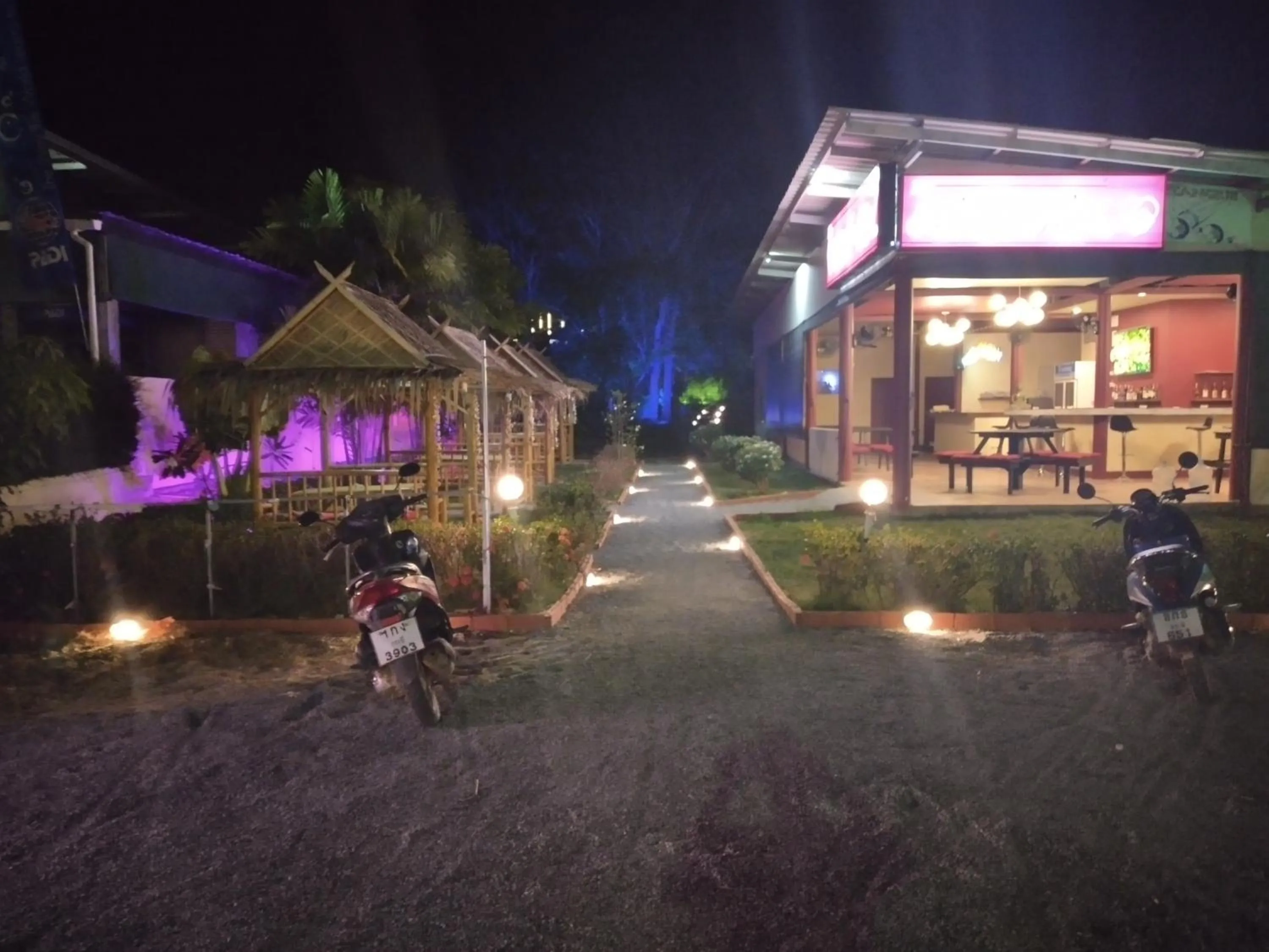 Lounge or bar in The Travelers Friend