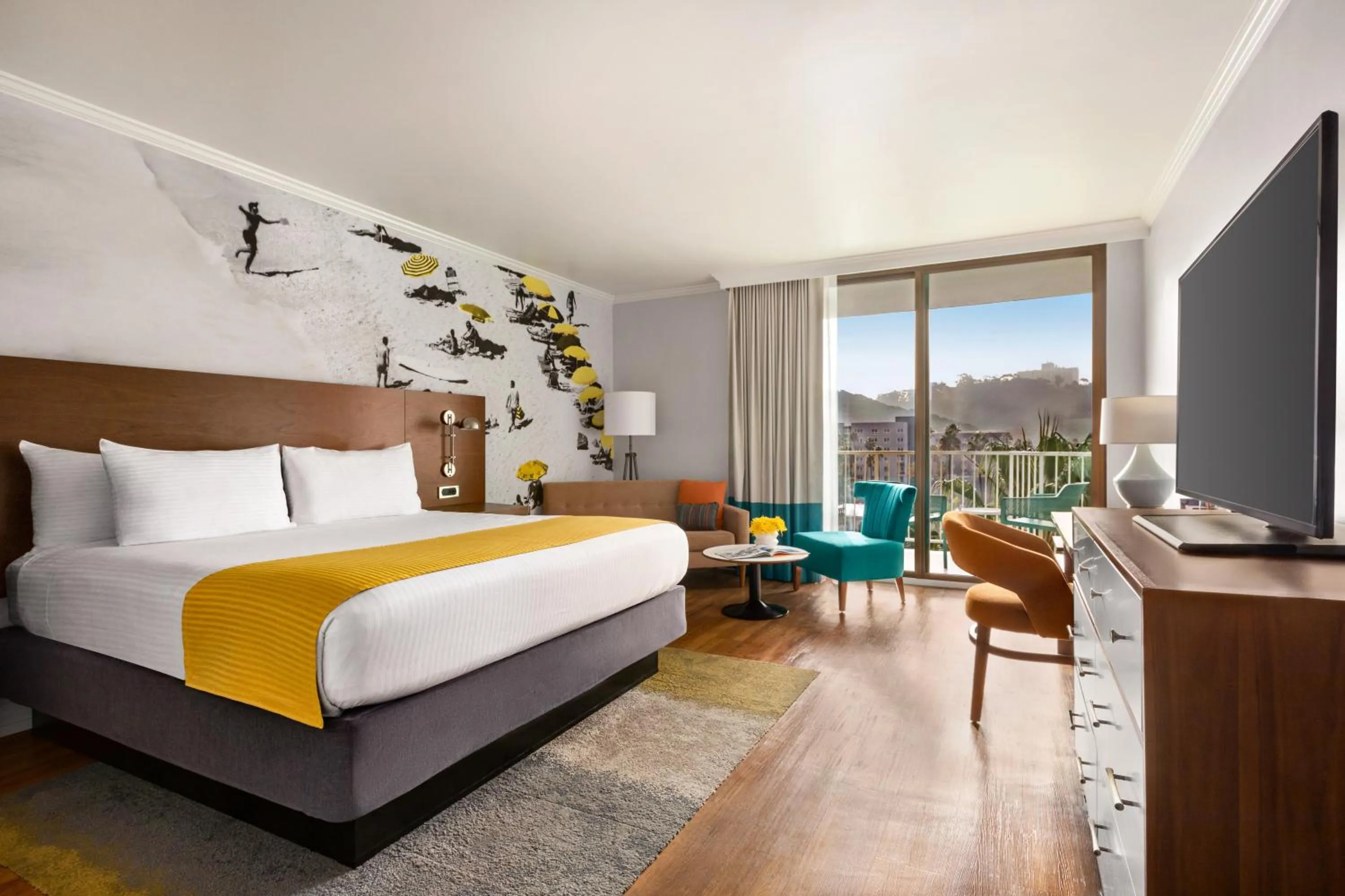 Photo of the whole room, Bed in Town and Country San Diego