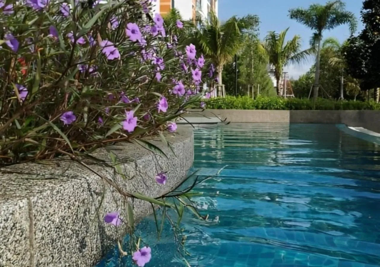 Swimming pool in Timurbay Seafront Residence & Suites