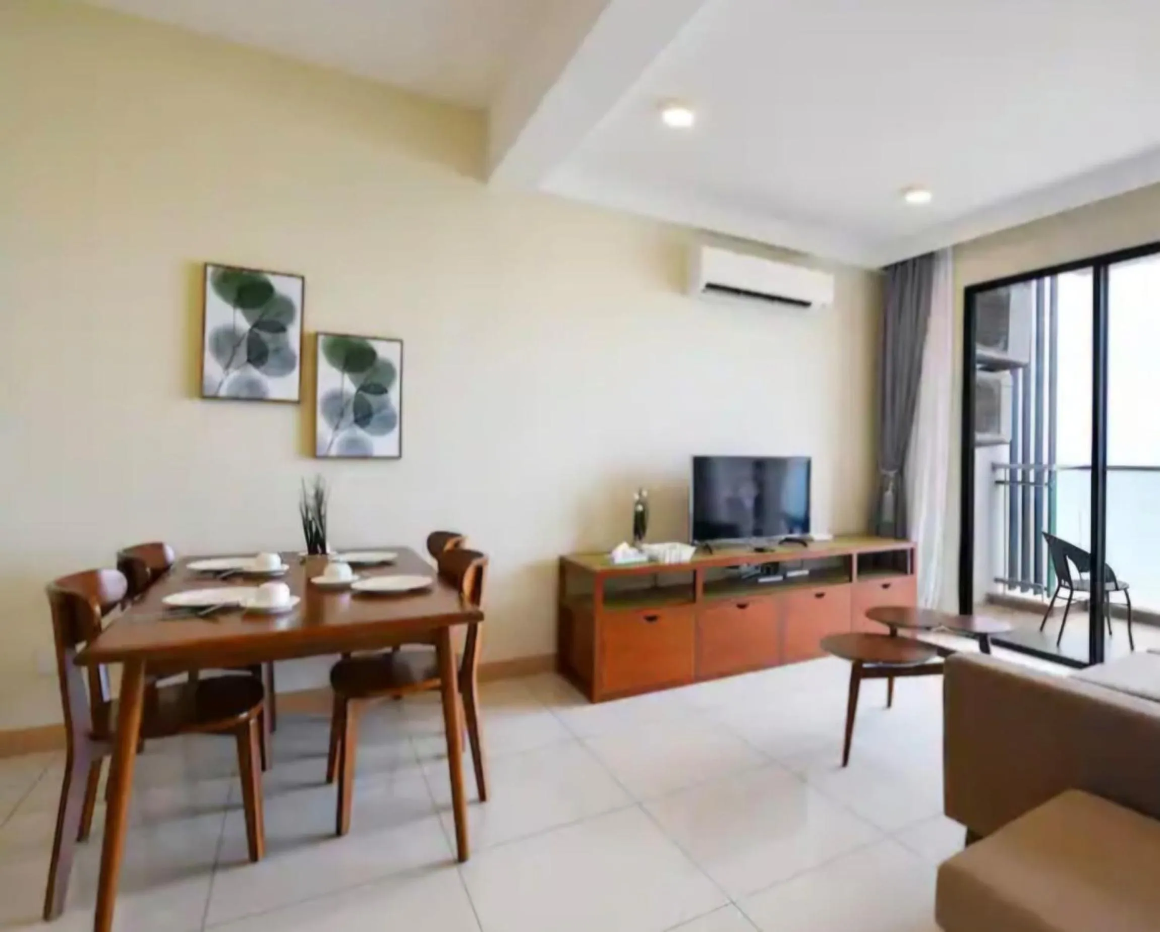 TV and multimedia in Timurbay Seafront Residence & Suites