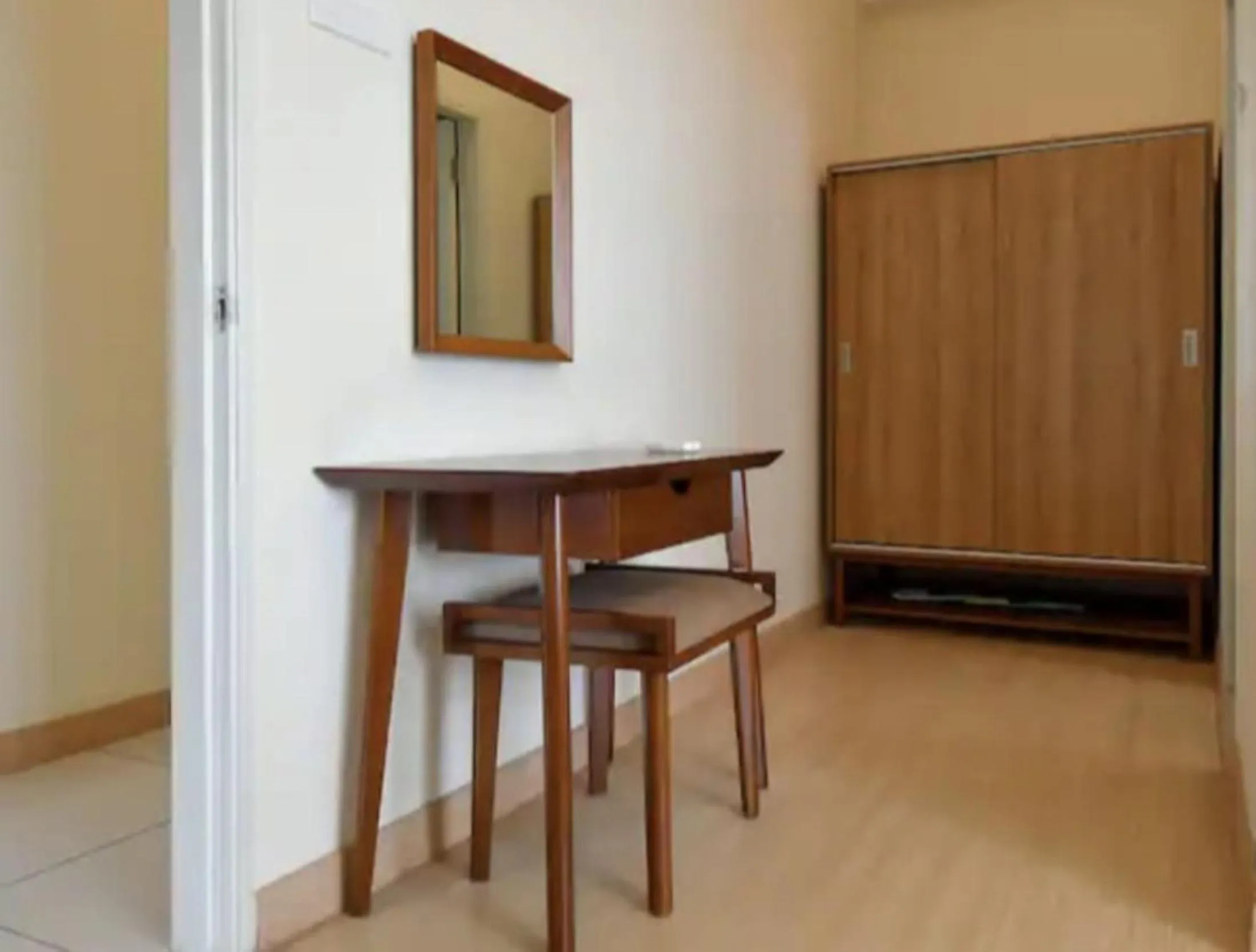 wardrobe in Timurbay Seafront Residence & Suites